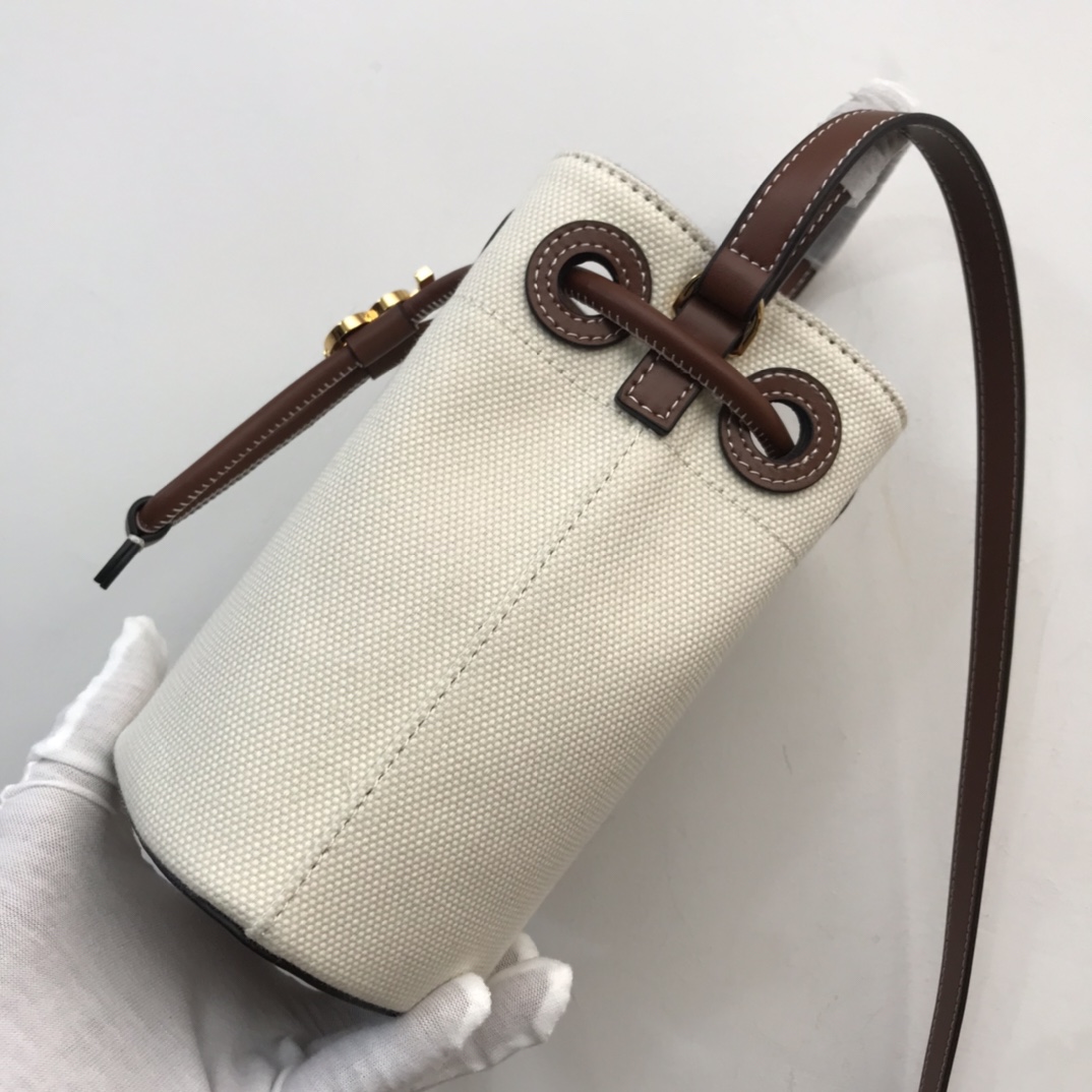 Bagsaaa Bv*b*rry Mini Drawstring Bucket Bag - 16.5 x 11 x 18.5cm