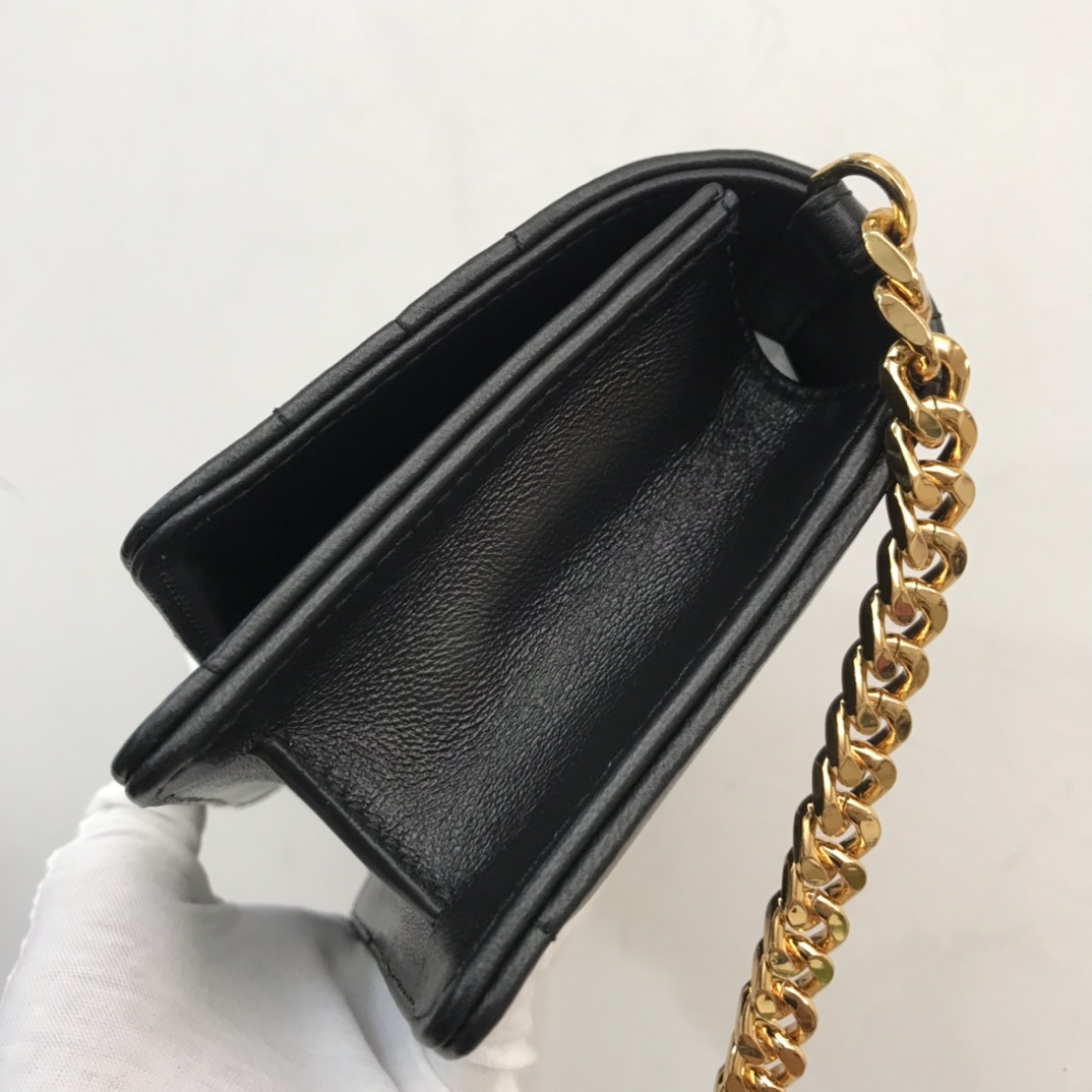 Bagsaaa Bv*b*rry Lola Shoulder Black Bag - 20 x 5 x 12cm