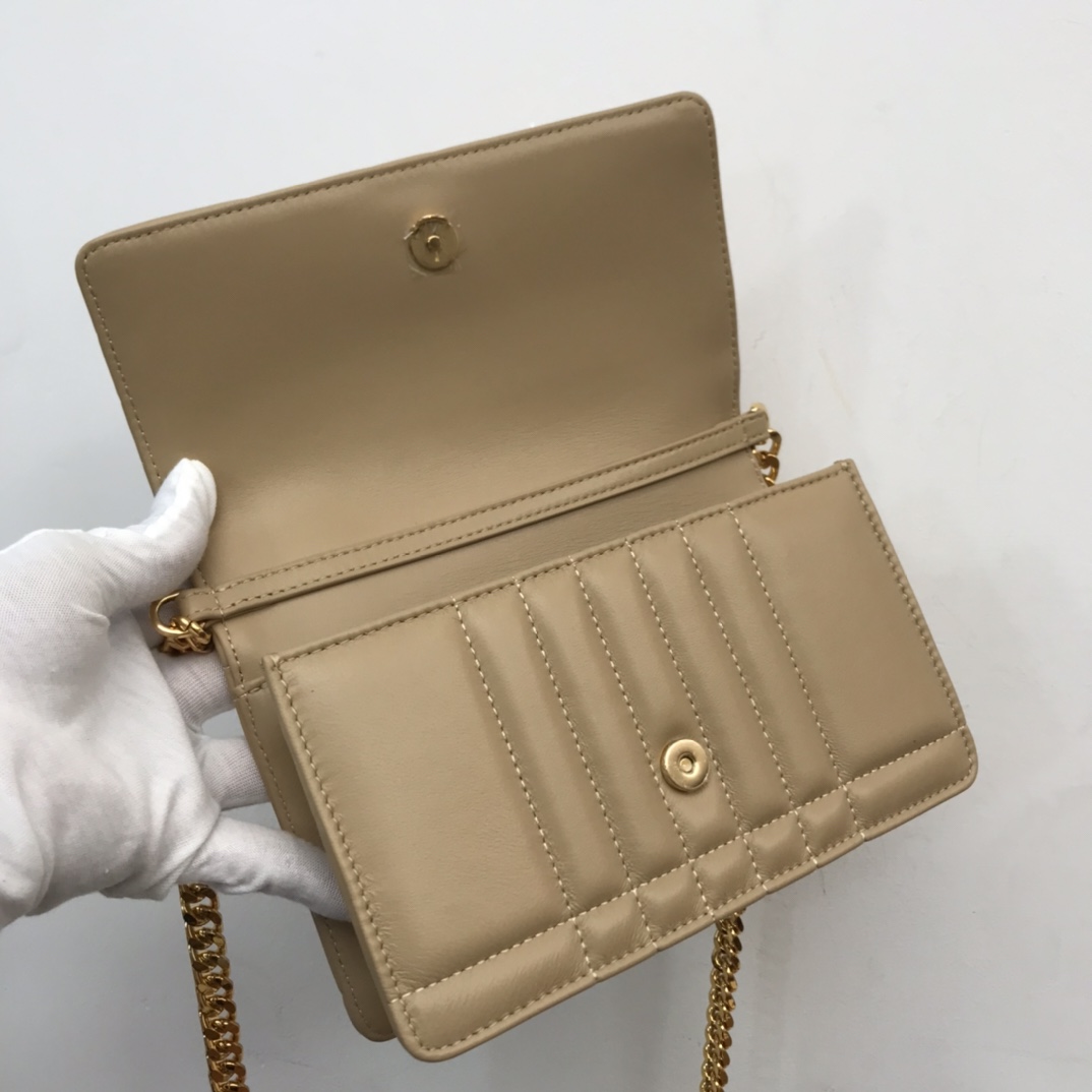 Bagsaaa Bv*b*rry Lola Shoulder Beige Bag - 20 x 5 x 12cm