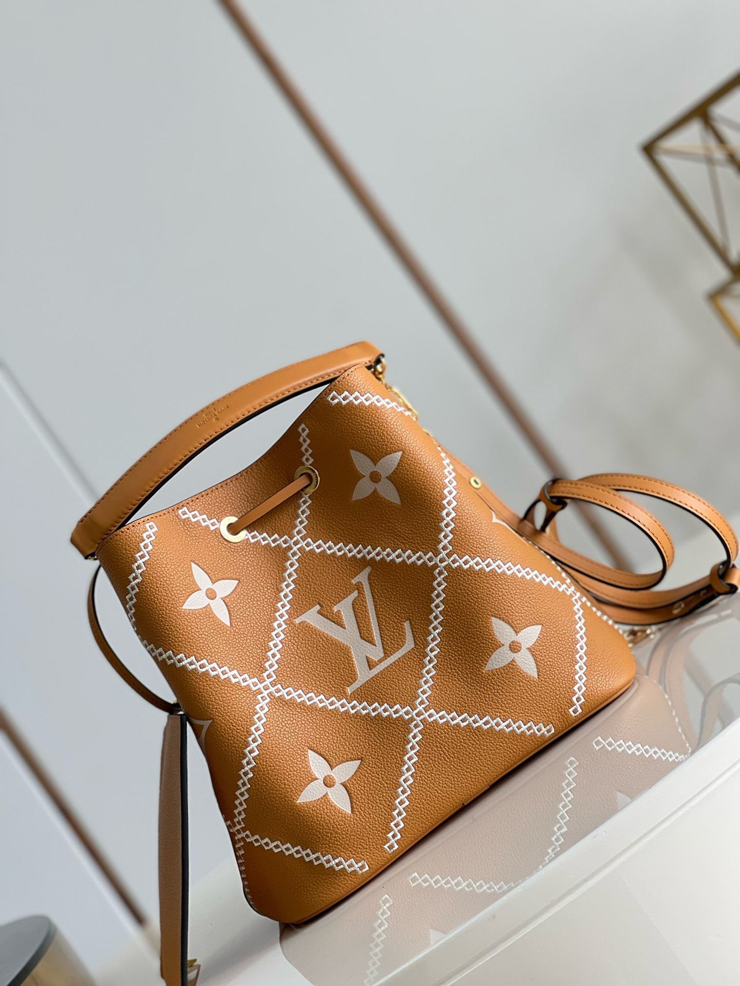Bagasaaa L0vis Vvtt0n NÉONOÉ MM Monogram Brown Bag