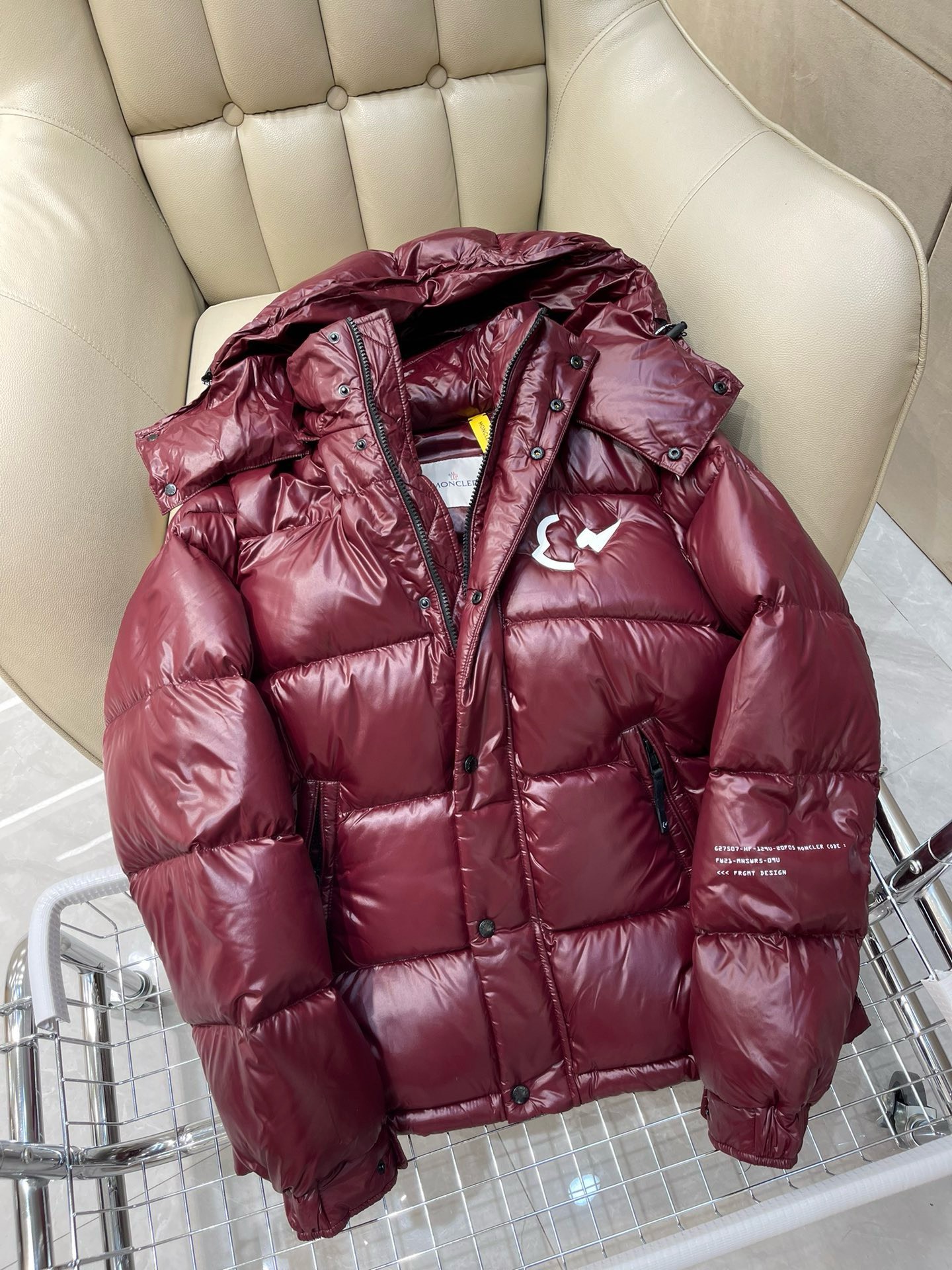 Bagsaaa Moncler Short Down Burgundy Jacket