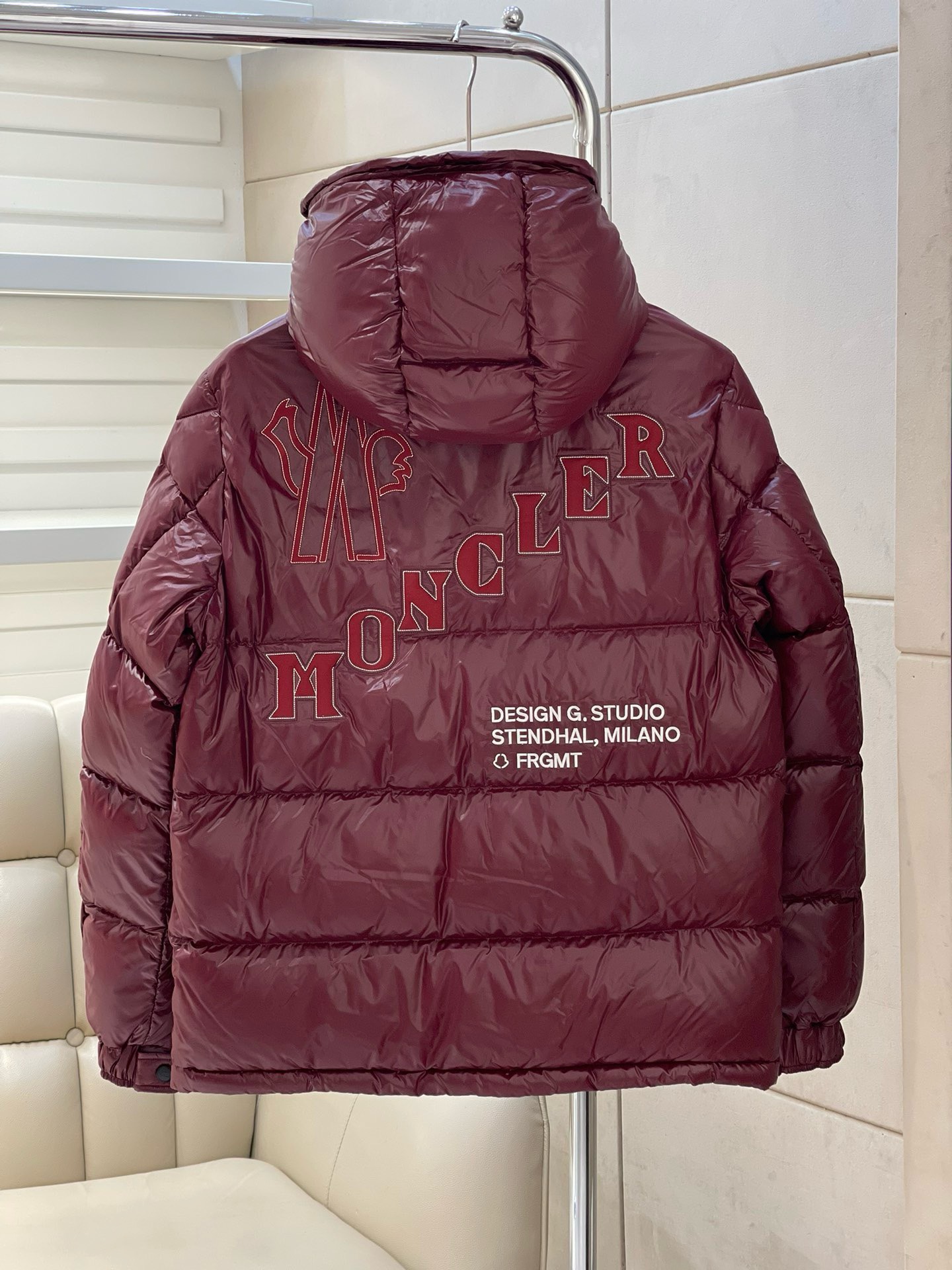 Bagsaaa Moncler Short Down Burgundy Jacket