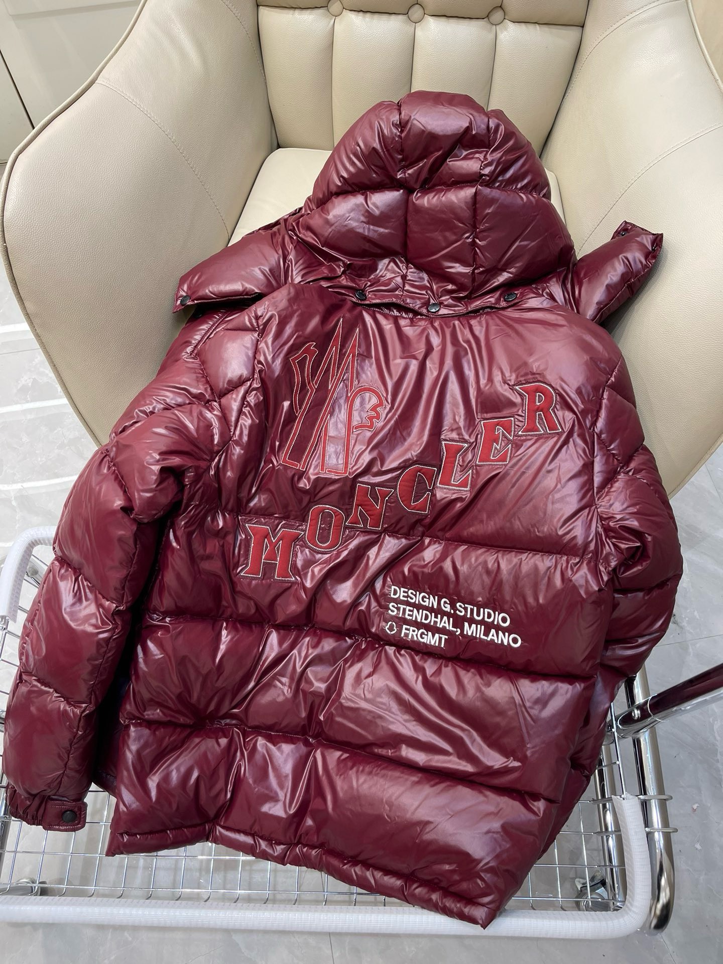 Bagsaaa Moncler Short Down Burgundy Jacket