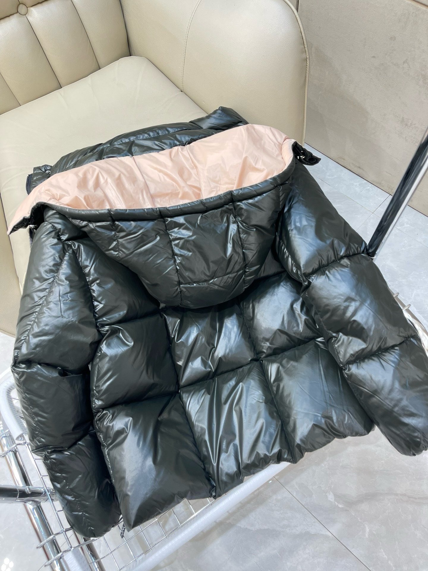Bagsaaa Moncler Short Down Black Jacket