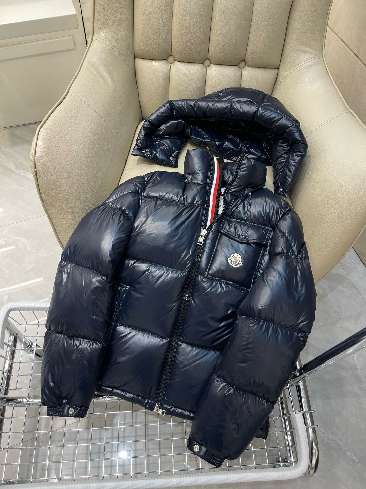 Bagsaaa Moncler Short Down Dark Blue Jacket With Detachable hood