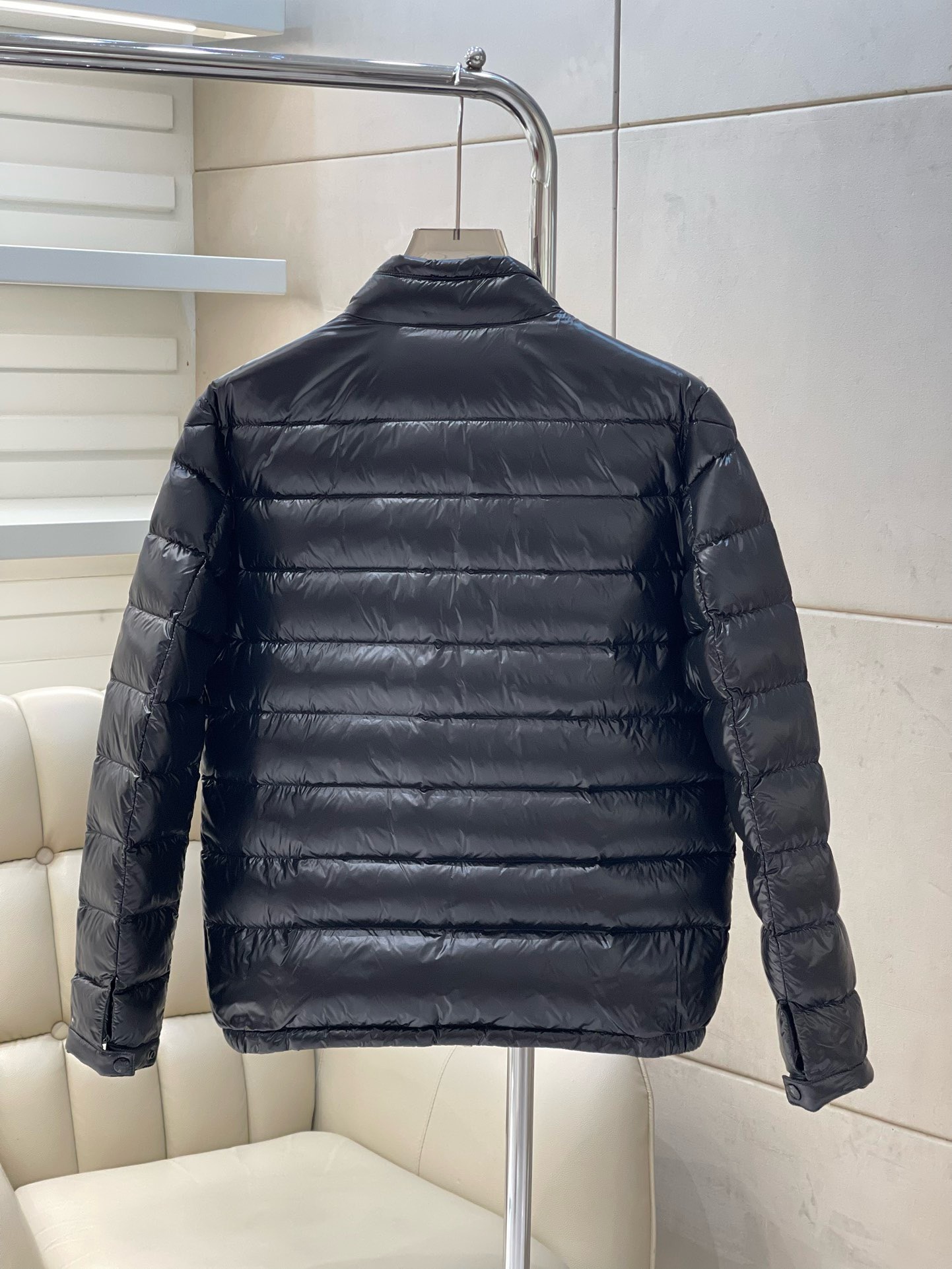 Bagsaaa Moncler Short Down All Black Jacket 02