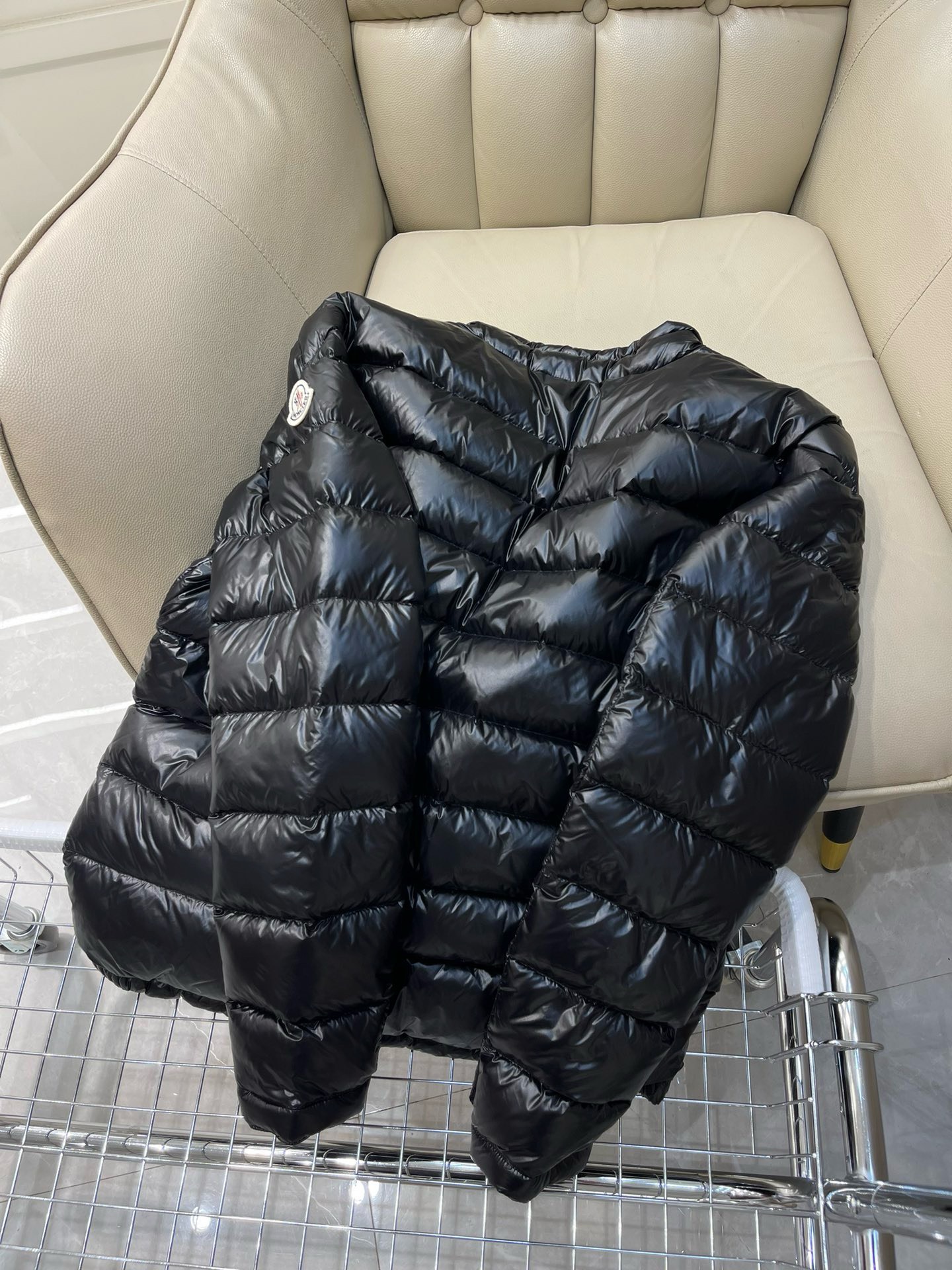 Bagsaaa Moncler Short Down All Black Jacket 02