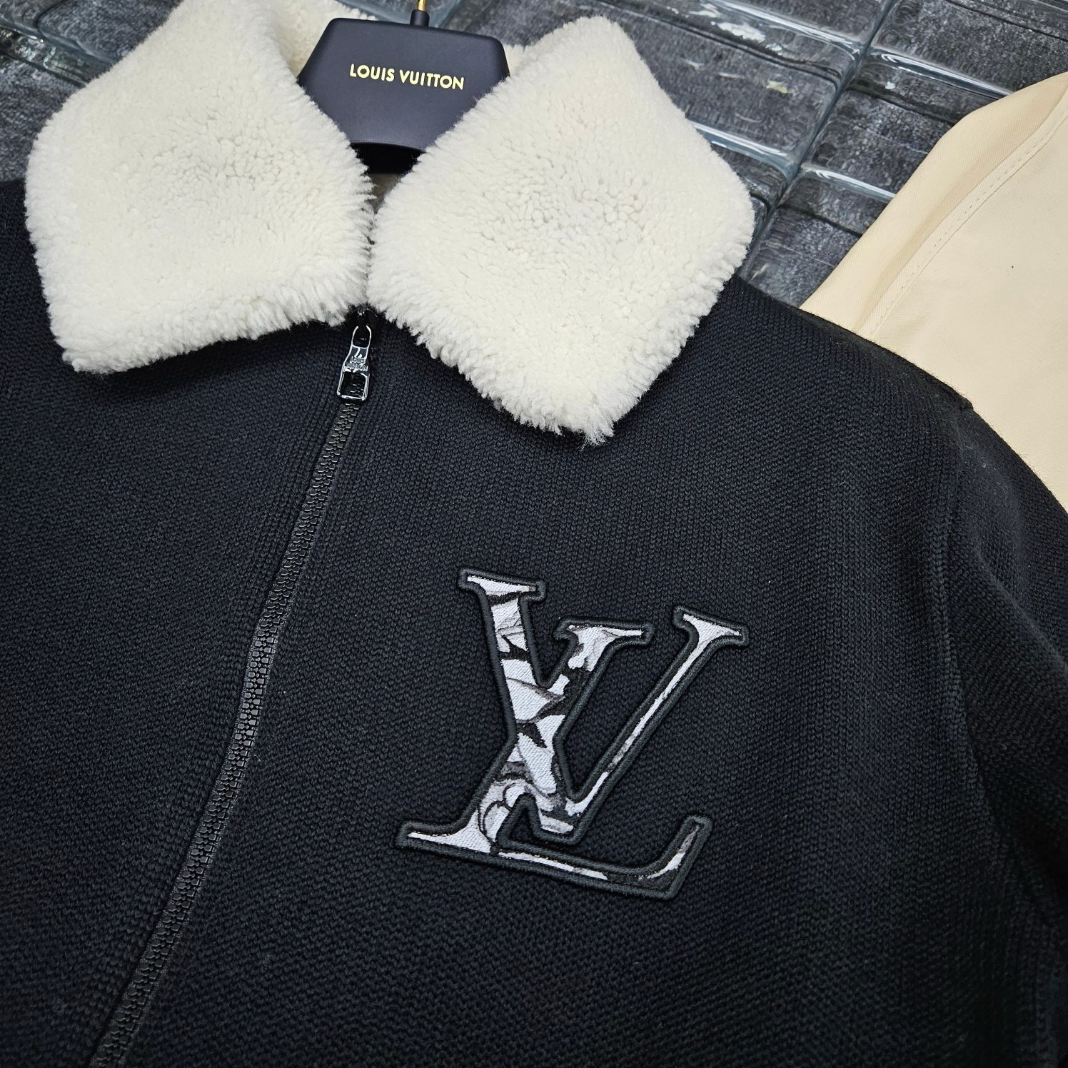Bagsaaa L0vis Vvtt0n Wool Blouson With Removable Shearling Polar