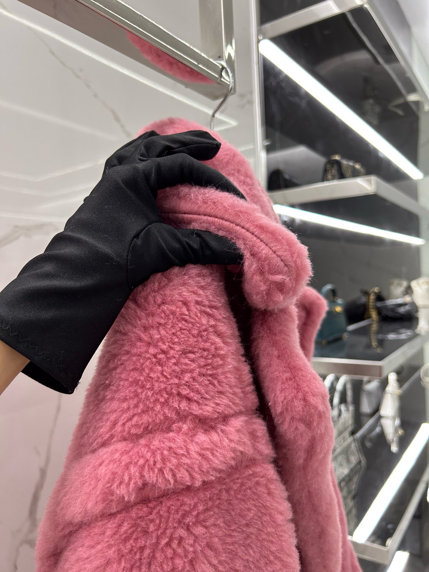Bagsaaa Max Mara Shearling Long Coat Pink