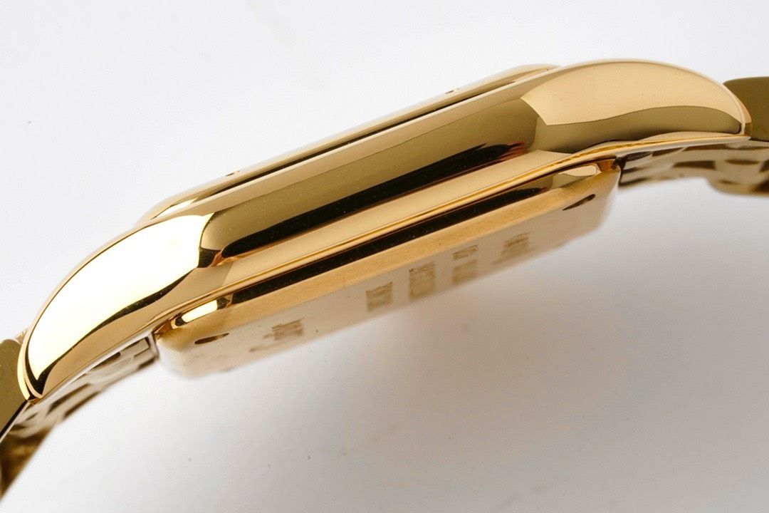 Bagsaaa Ca*t1er Panthere Watch Gold 22mm