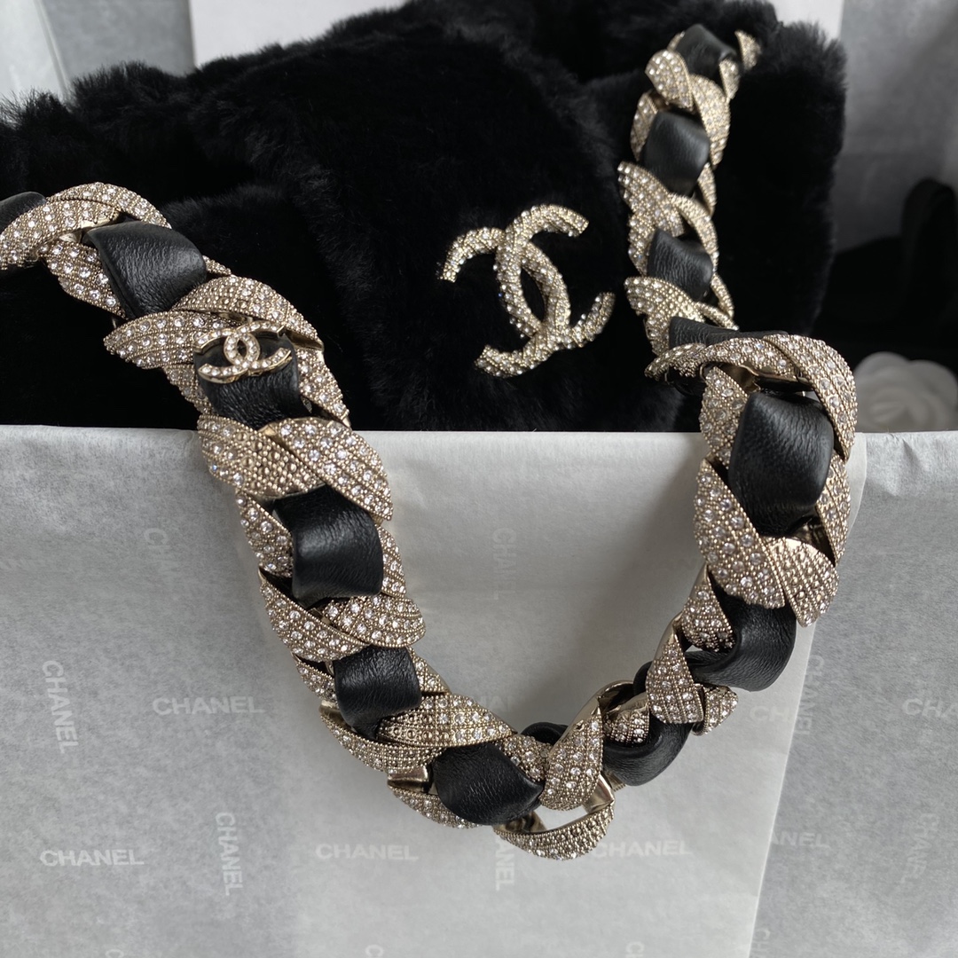 Bagsaaa Ch**el Black Fur Bucket Bag - 16*18*12cm