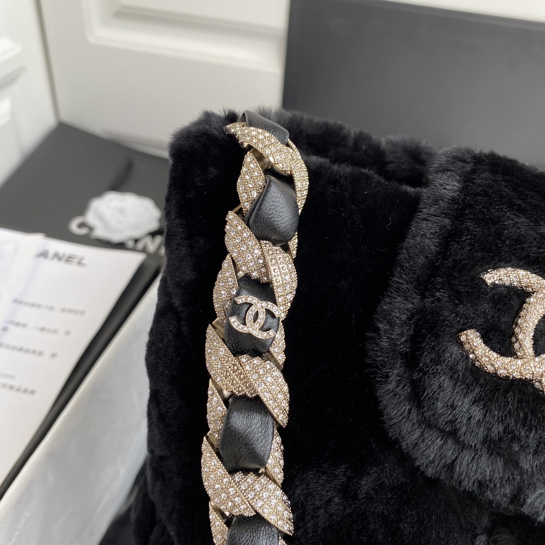 Bagsaaa Ch**el Black Fur Bucket Bag - 16*18*12cm