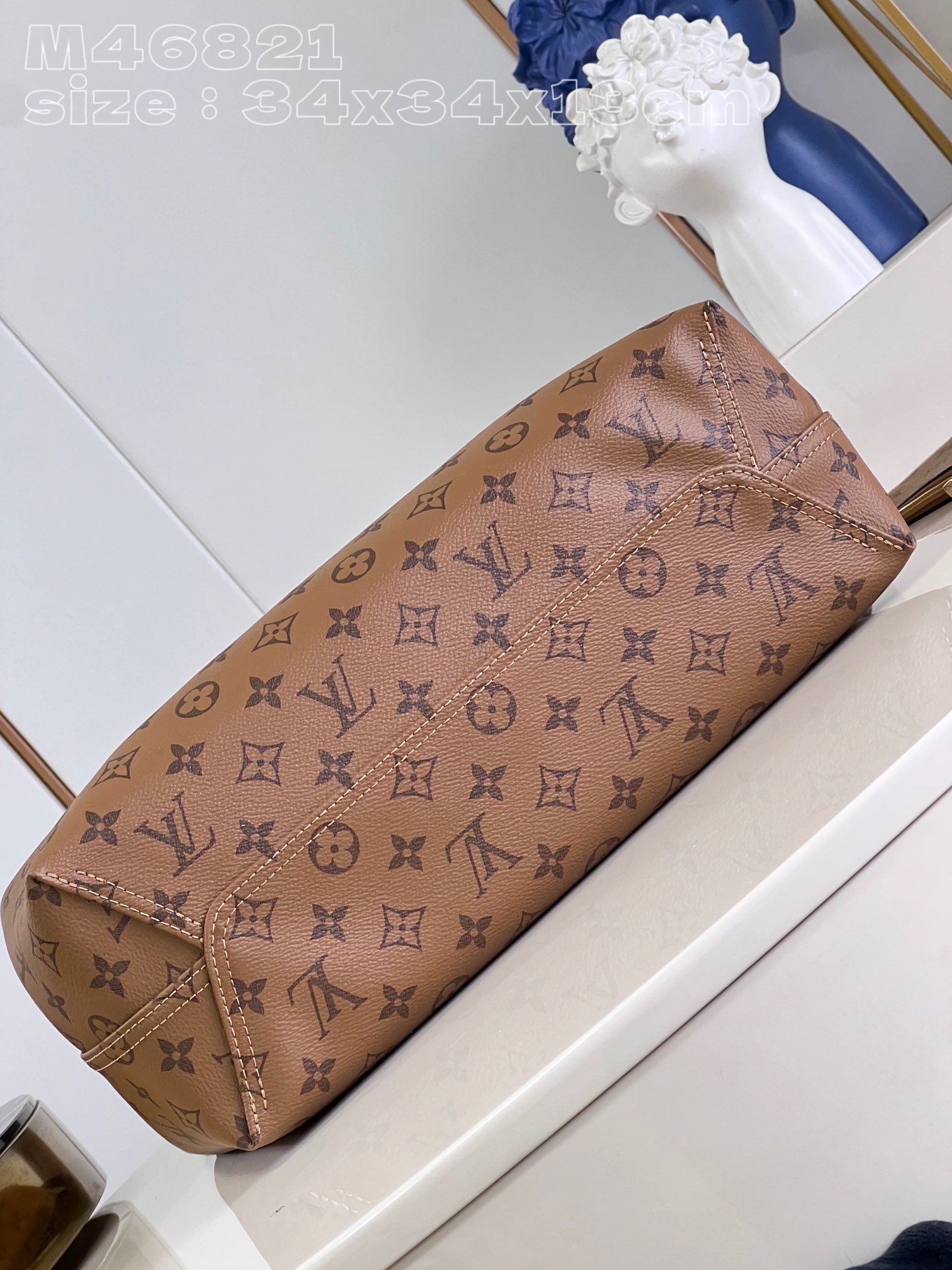 Bagsaaa L0vis Vvtt0n Atlantis Light Brown - 34 x 34 x 13cm