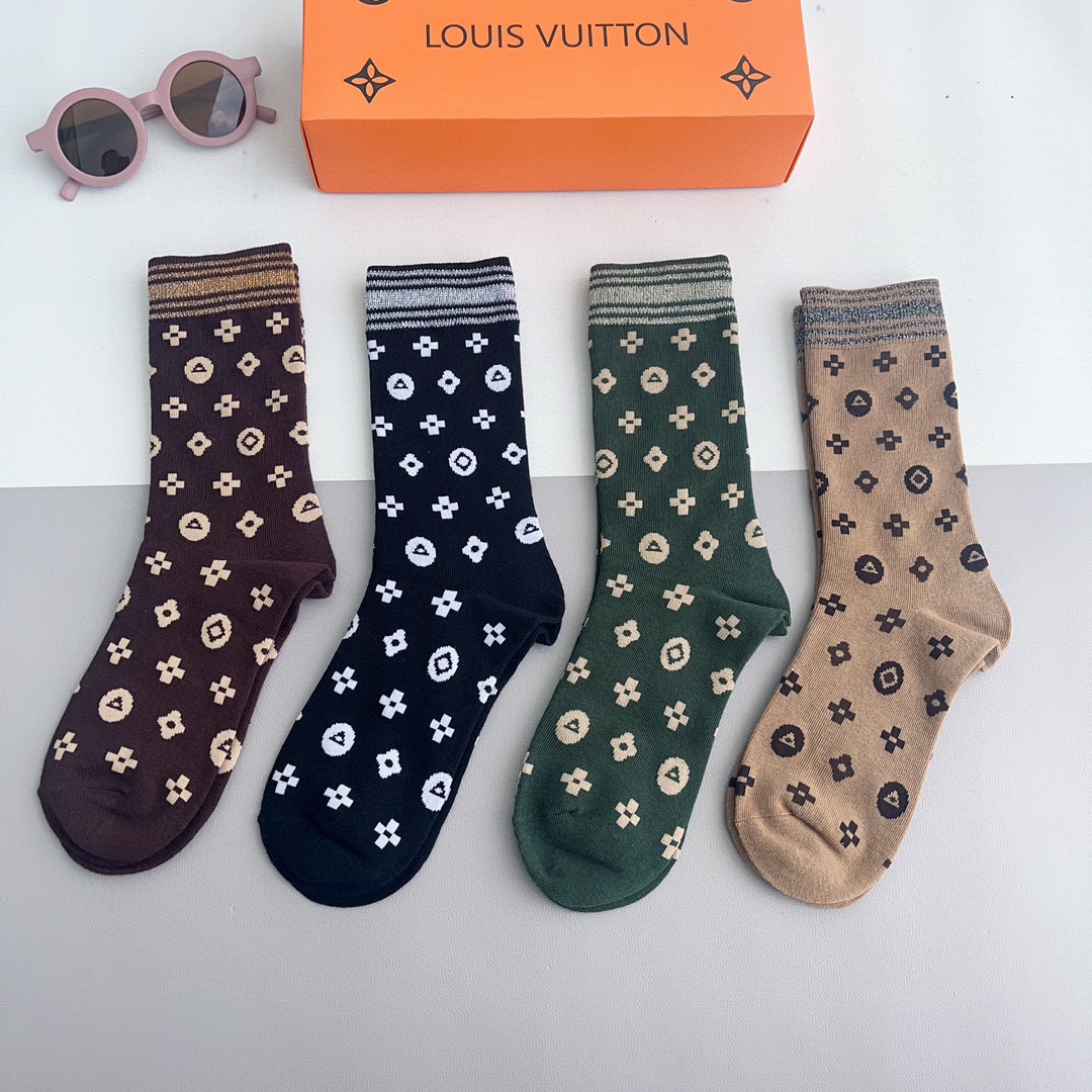 Bagsaaa Set L0vis Vvtt0n Monogram Socks 4 colors