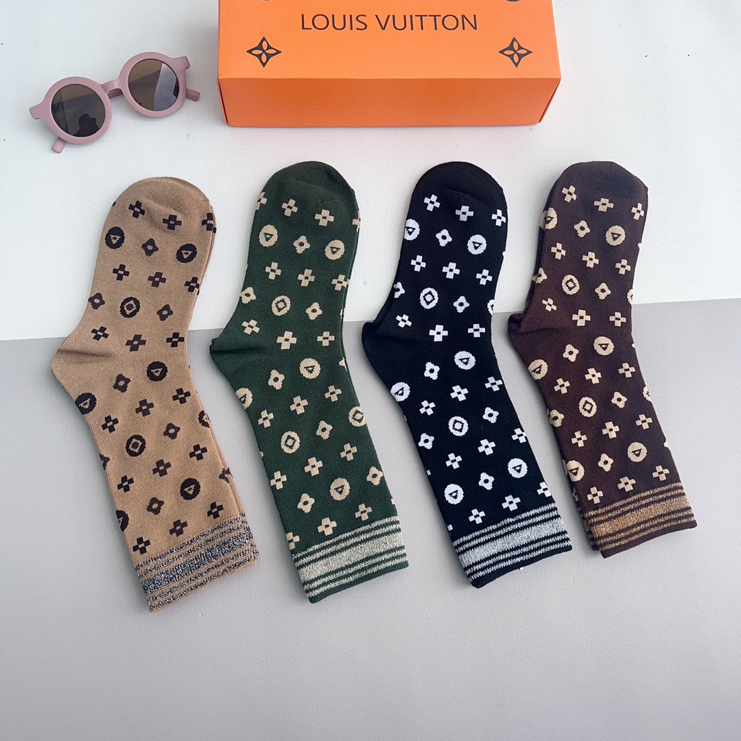 Bagsaaa Set L0vis Vvtt0n Monogram Socks 4 colors