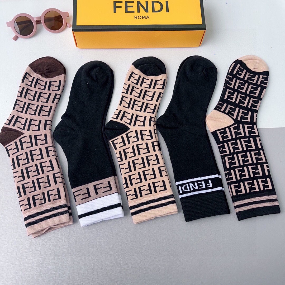 Bagsaaa Set F**di Socks 5 Styles