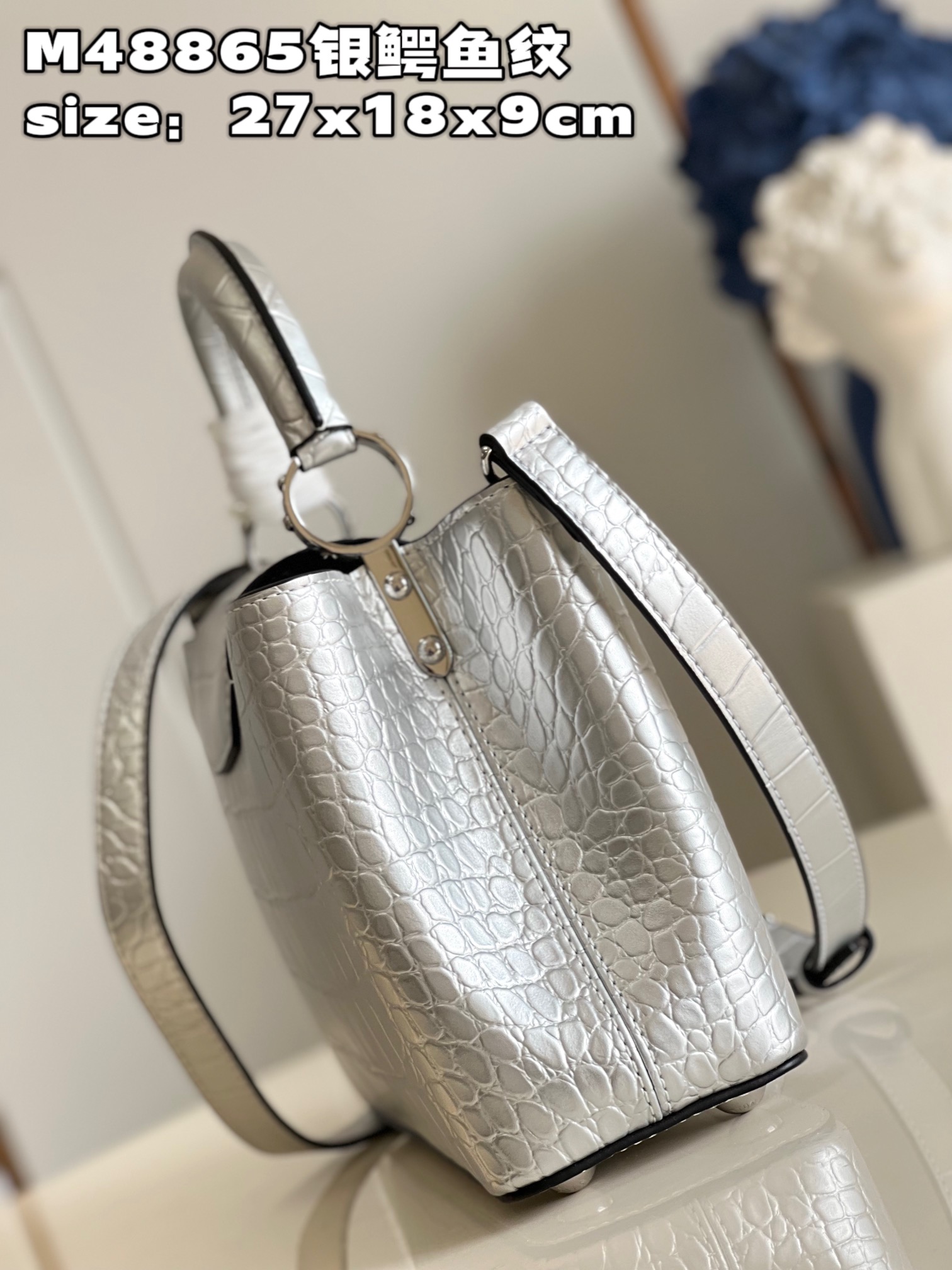 Bagsaaa L0vis Vvtt0n Capucines MM Crocodile in Silver - 27x18x9cm