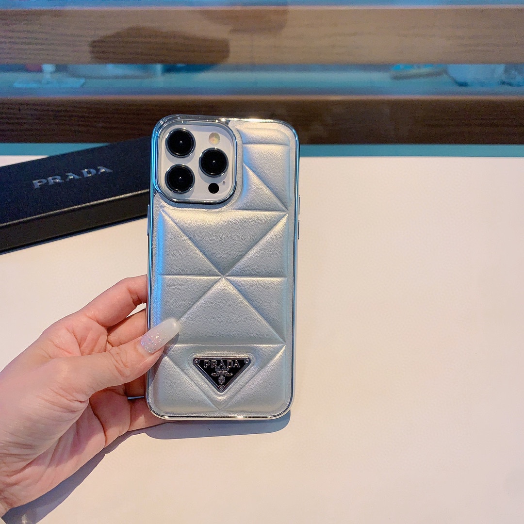 Bagsaaa Pra*a Logo Phone Case 2 colors