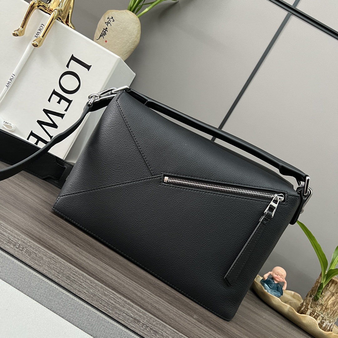 Bagsaaa L0ew* Puzzle bag in classic calfskin black - 29*19.5*14cm