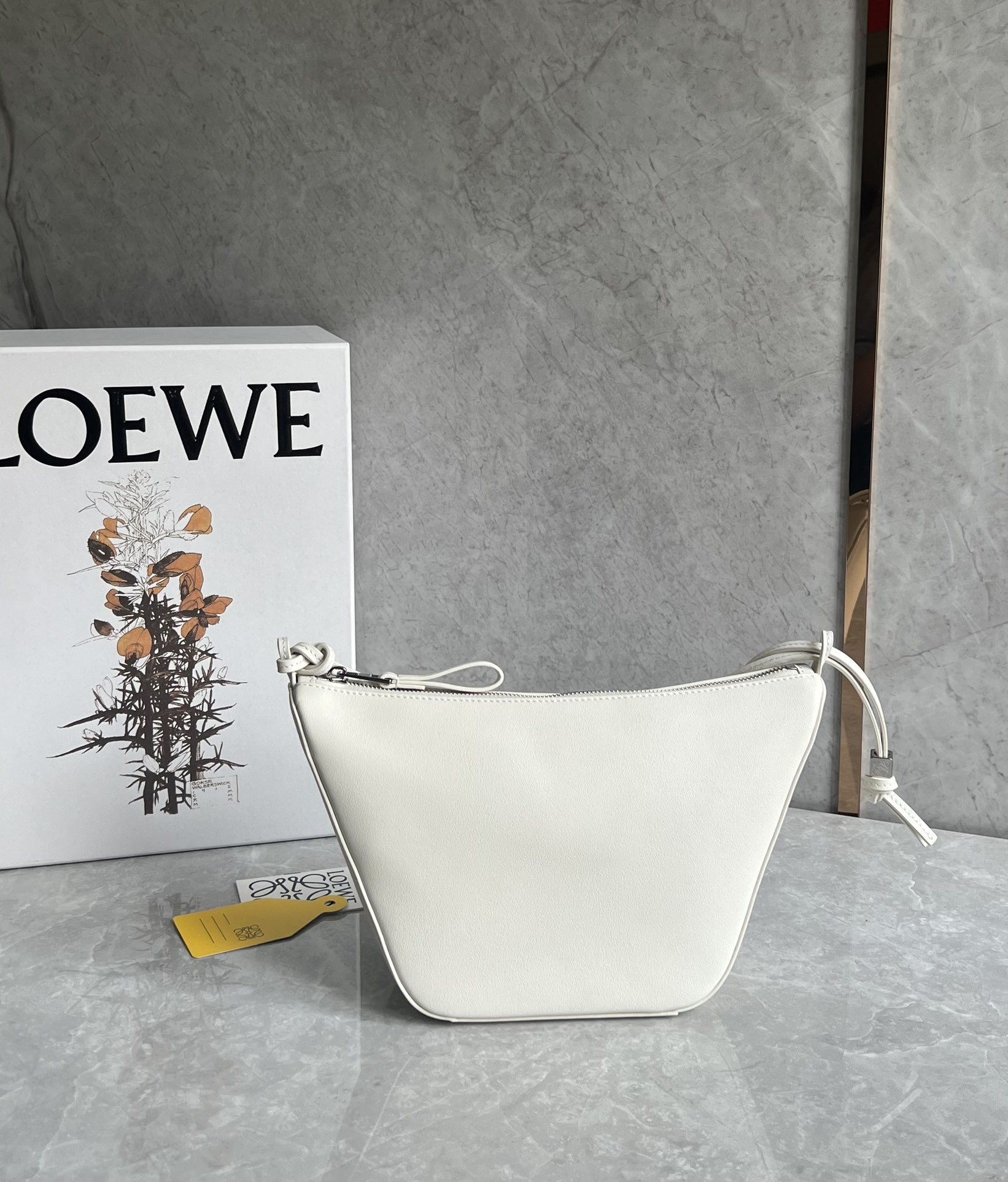 Bagsaaa L0ew* Hammock Hobo Bag in classsic calfskin white - 28*17*9.5cm