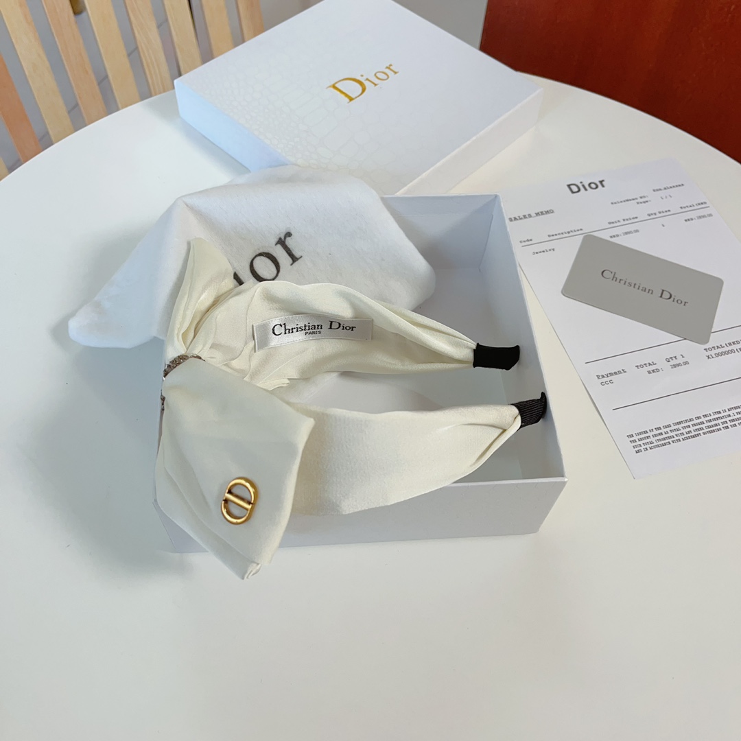 Bagsaaa D10r White Hairban
