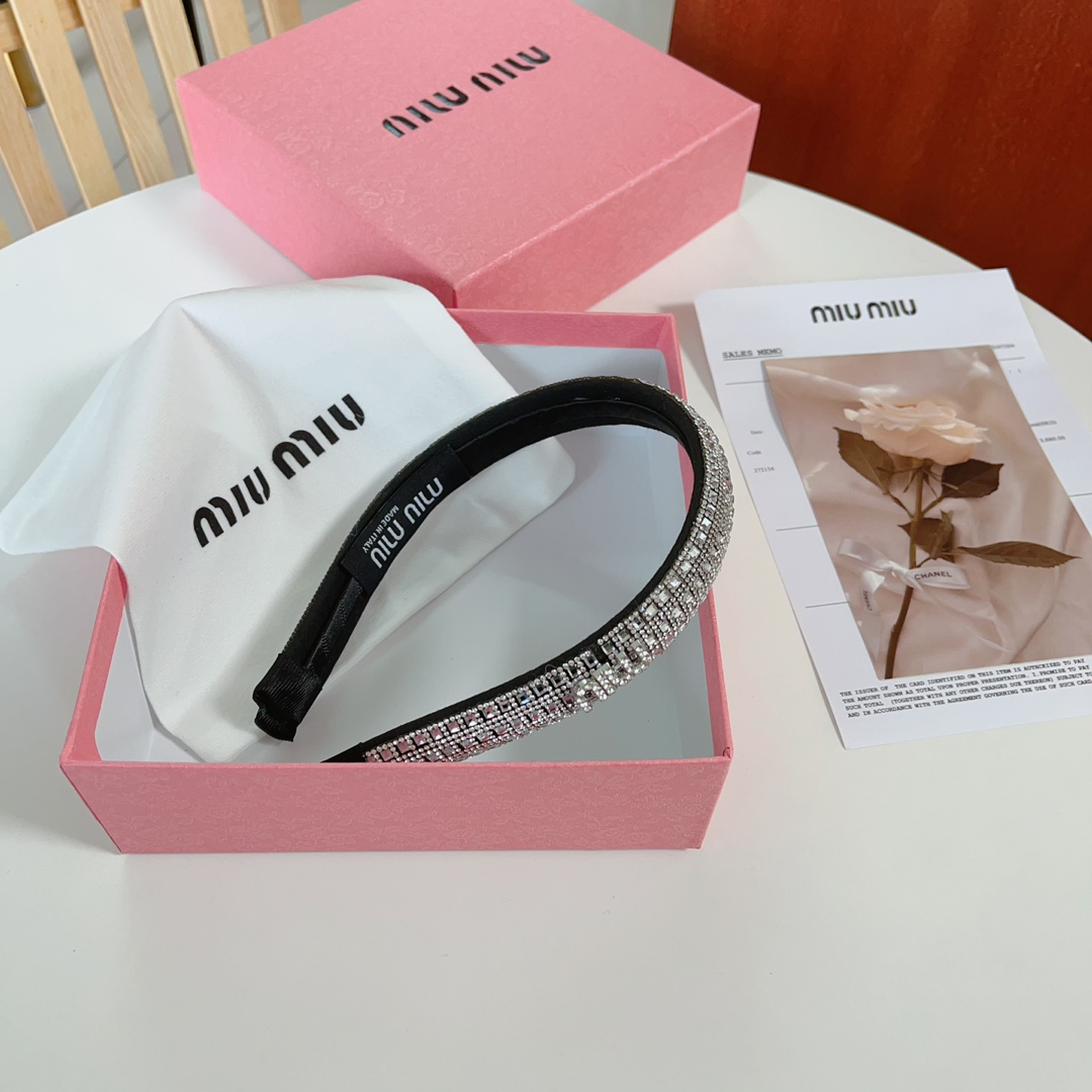 Bagsaaa M1um1u Crystal Hairban