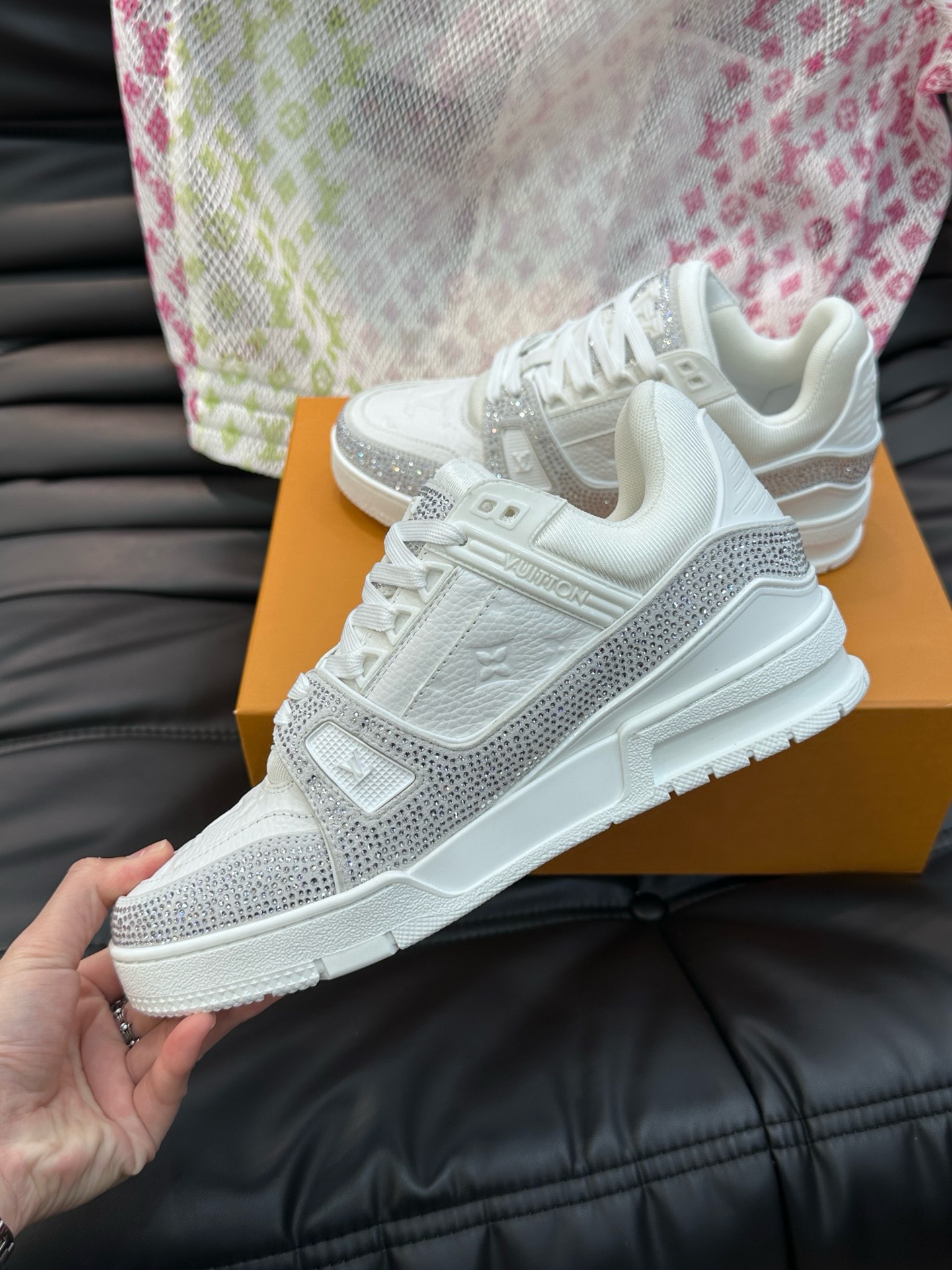Bagsaa L0vis Vvtt0n Trainer Sneaker White crystals