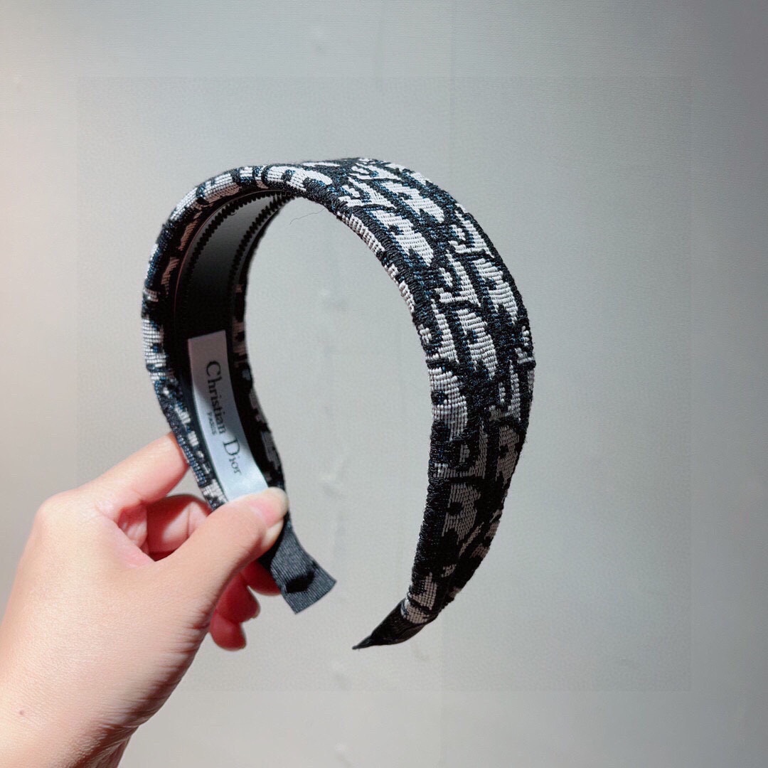 Bagsaaa D10r Oblique Canvas Hairban