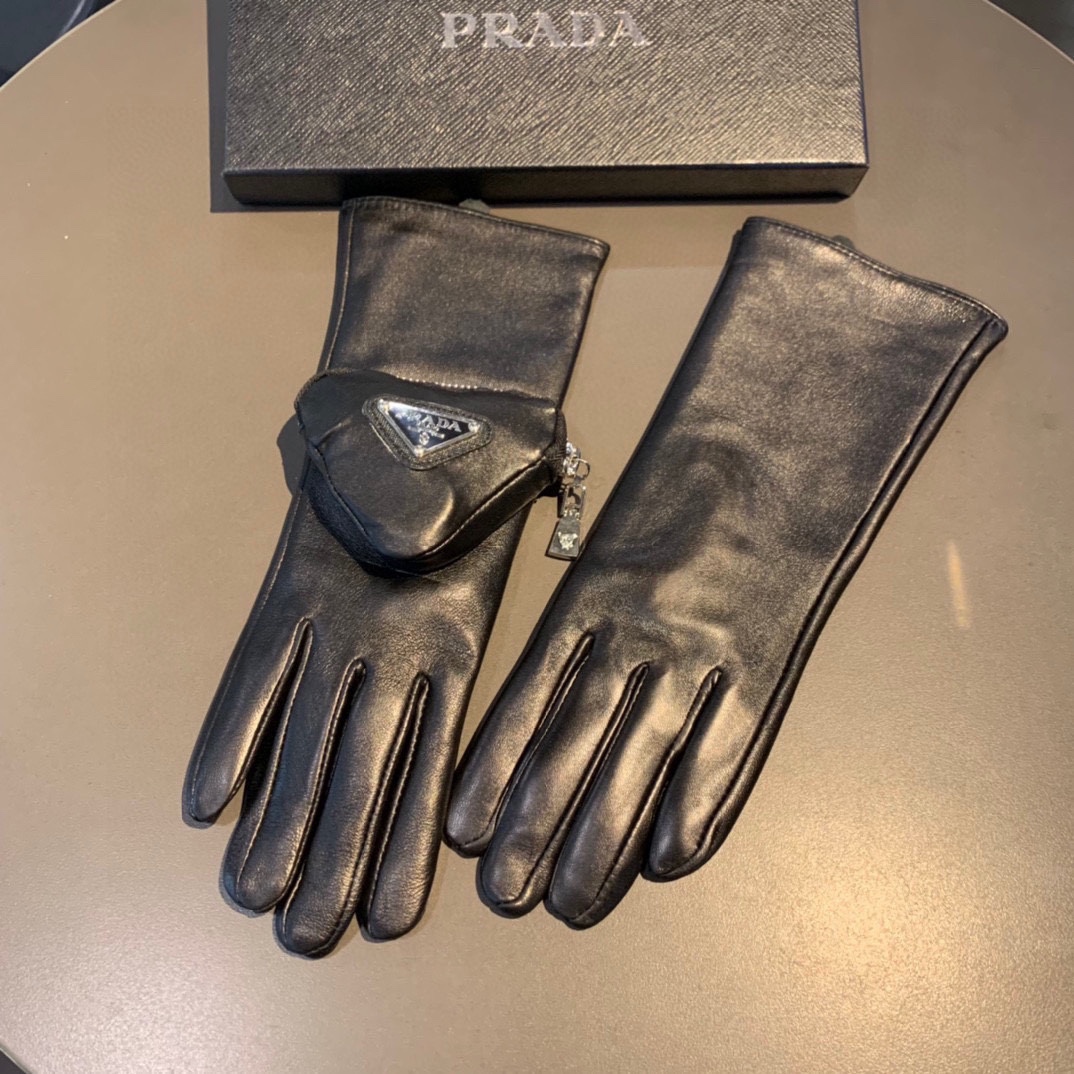 Bagsaaa Pra*a Nappa Leather Black Gloves With Pouch