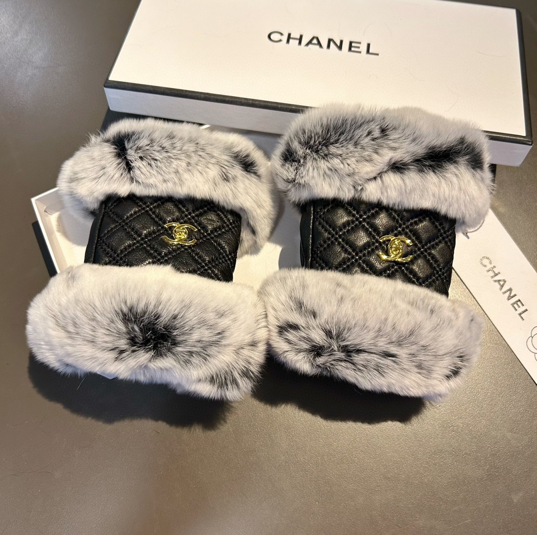 Bagsaaa Ch**el Half Finger White Fur Leather Gloves