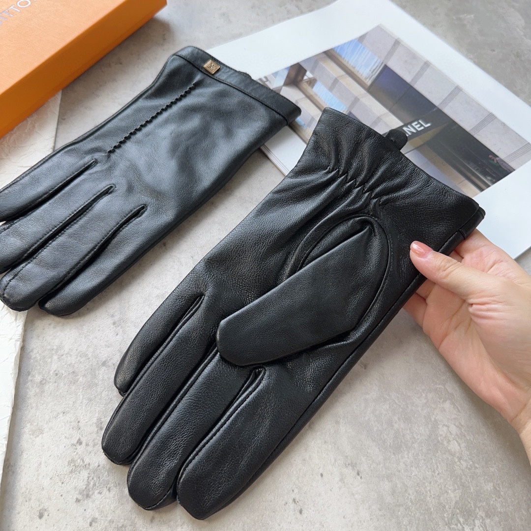 Bagsaaa L0vis Vvtt0n Black Leather Gloves 02