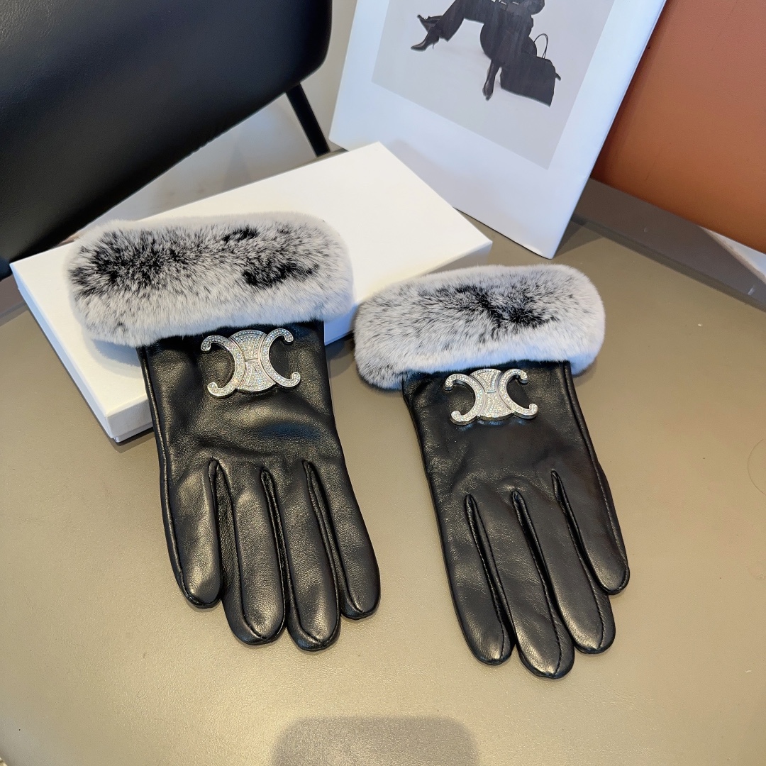 Bagsaaa Ce1i*e Black Leather Fur Gloves