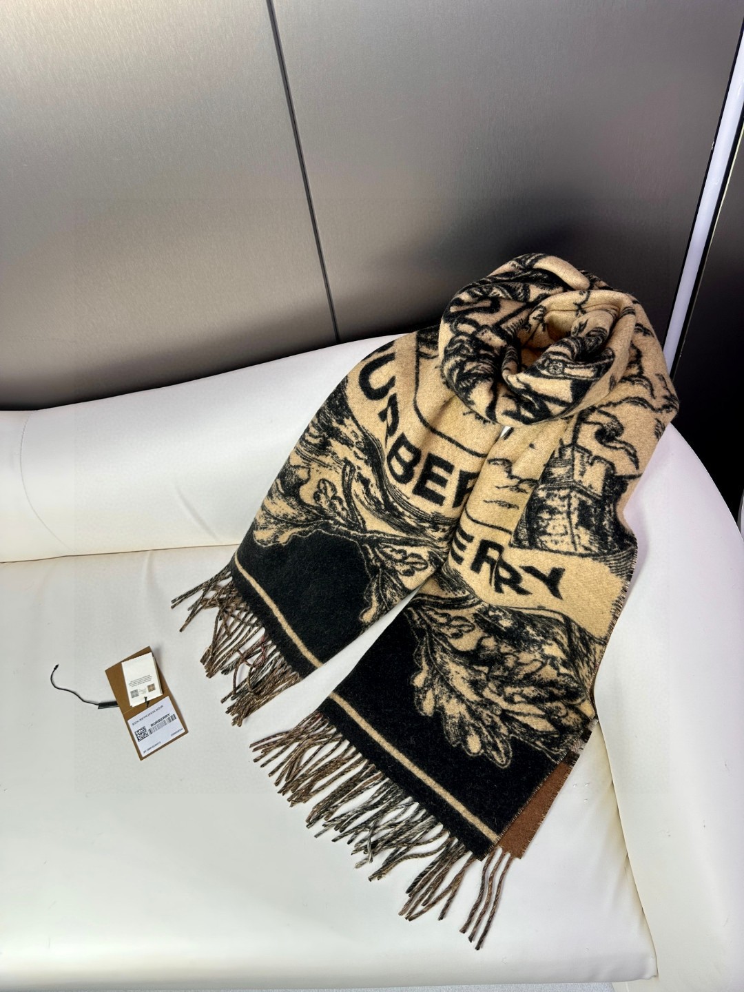 Bagsaaa Bv*b*rry Scarf Brown - 230cmx50cm