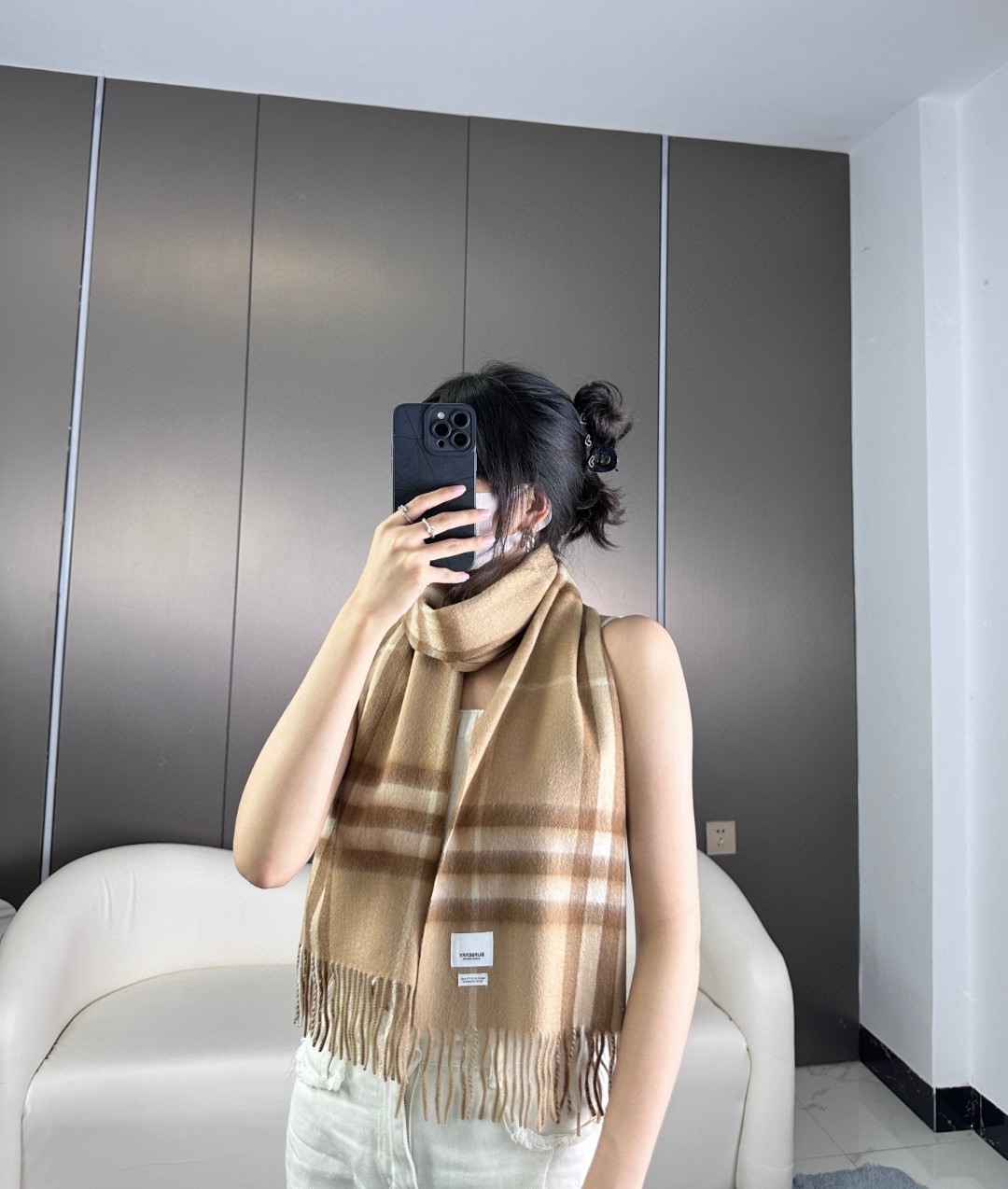 Bagsaaa Bv*b*rry Beige Striped Scarf