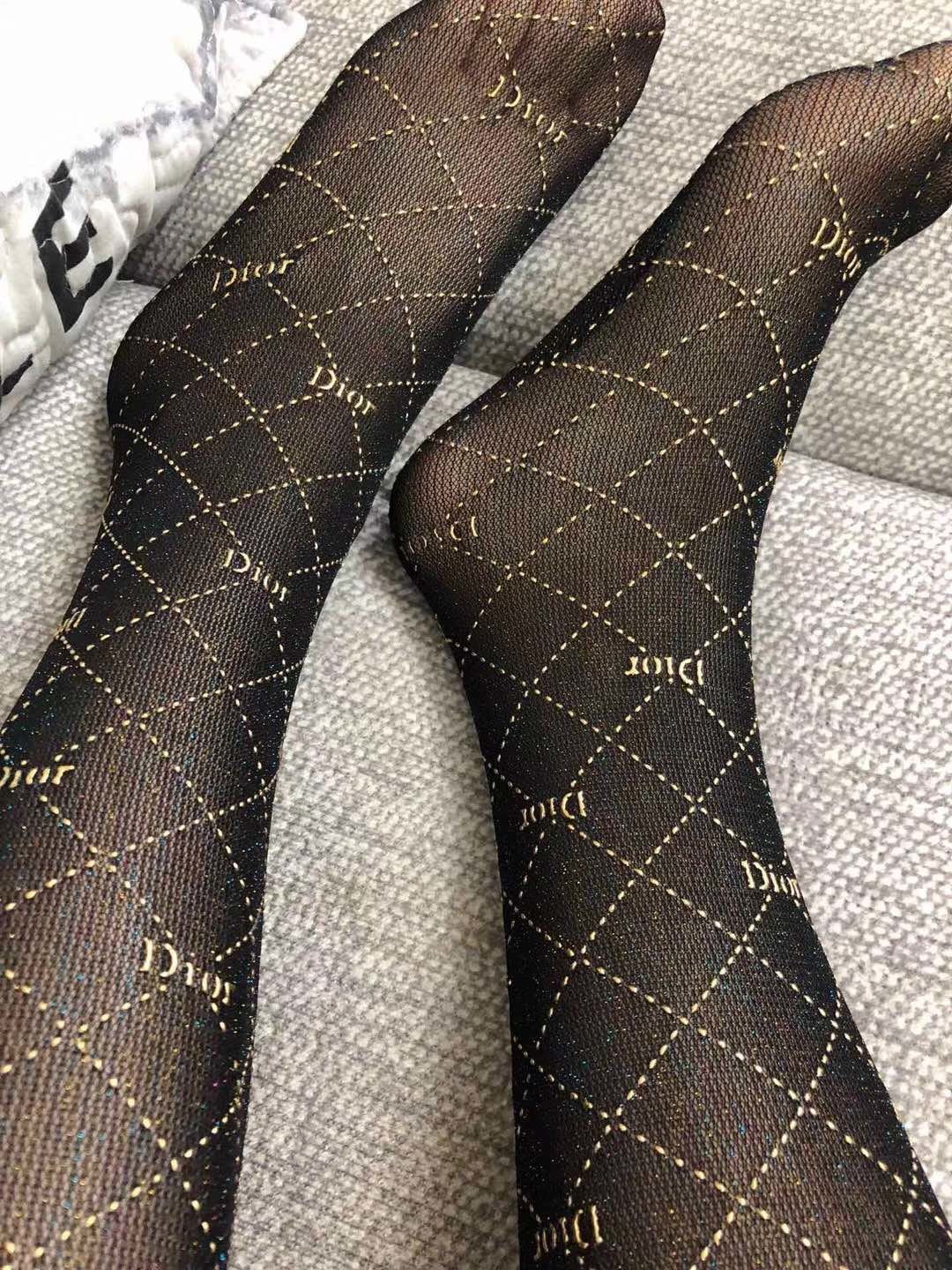 Bagsaaa D10r Black Tights With Gold Lines