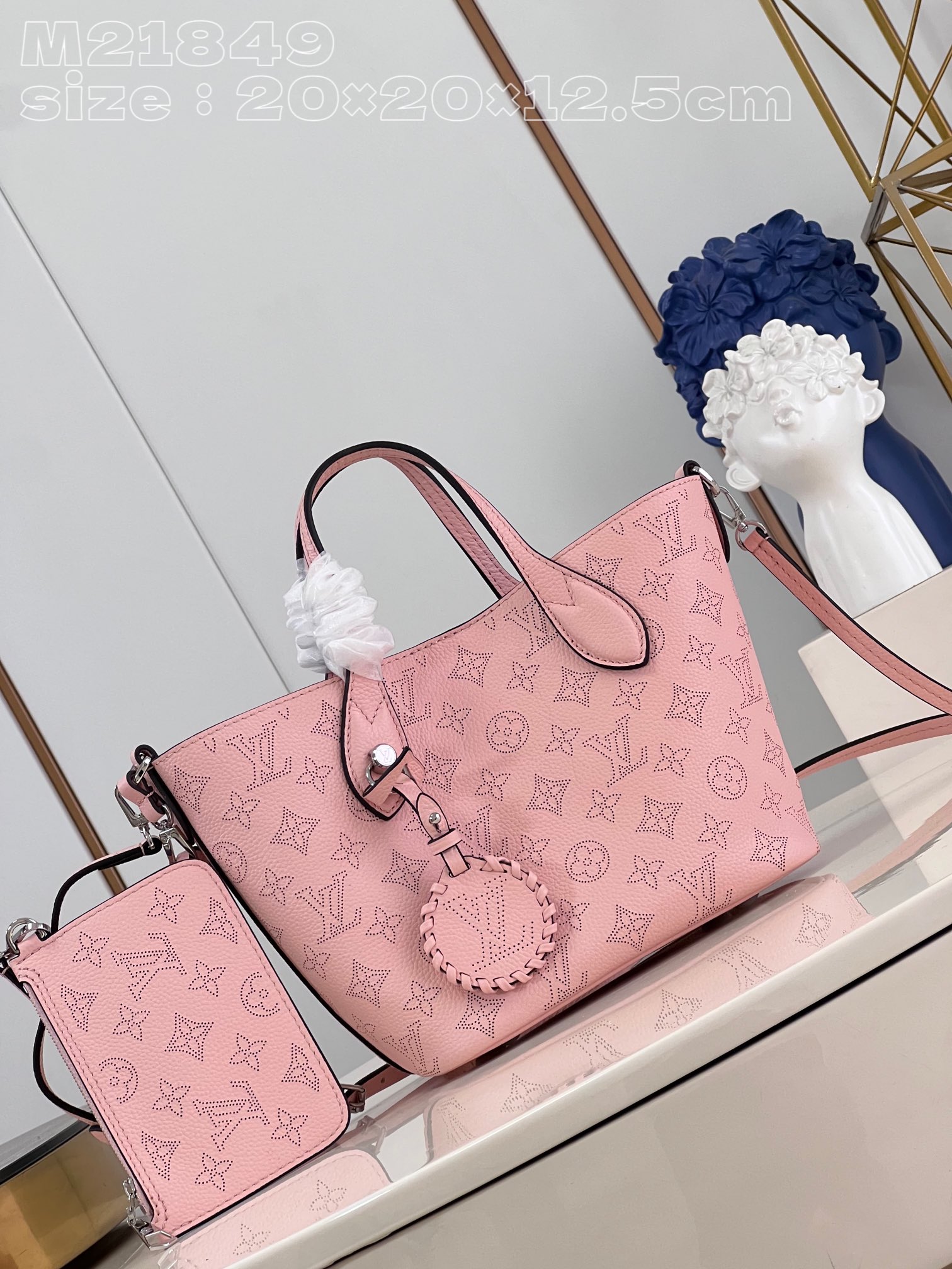 Bagsaaa L0vis Vvtt0n Blossom PM bag Pink - 20 x 20 x 12.5 cm
