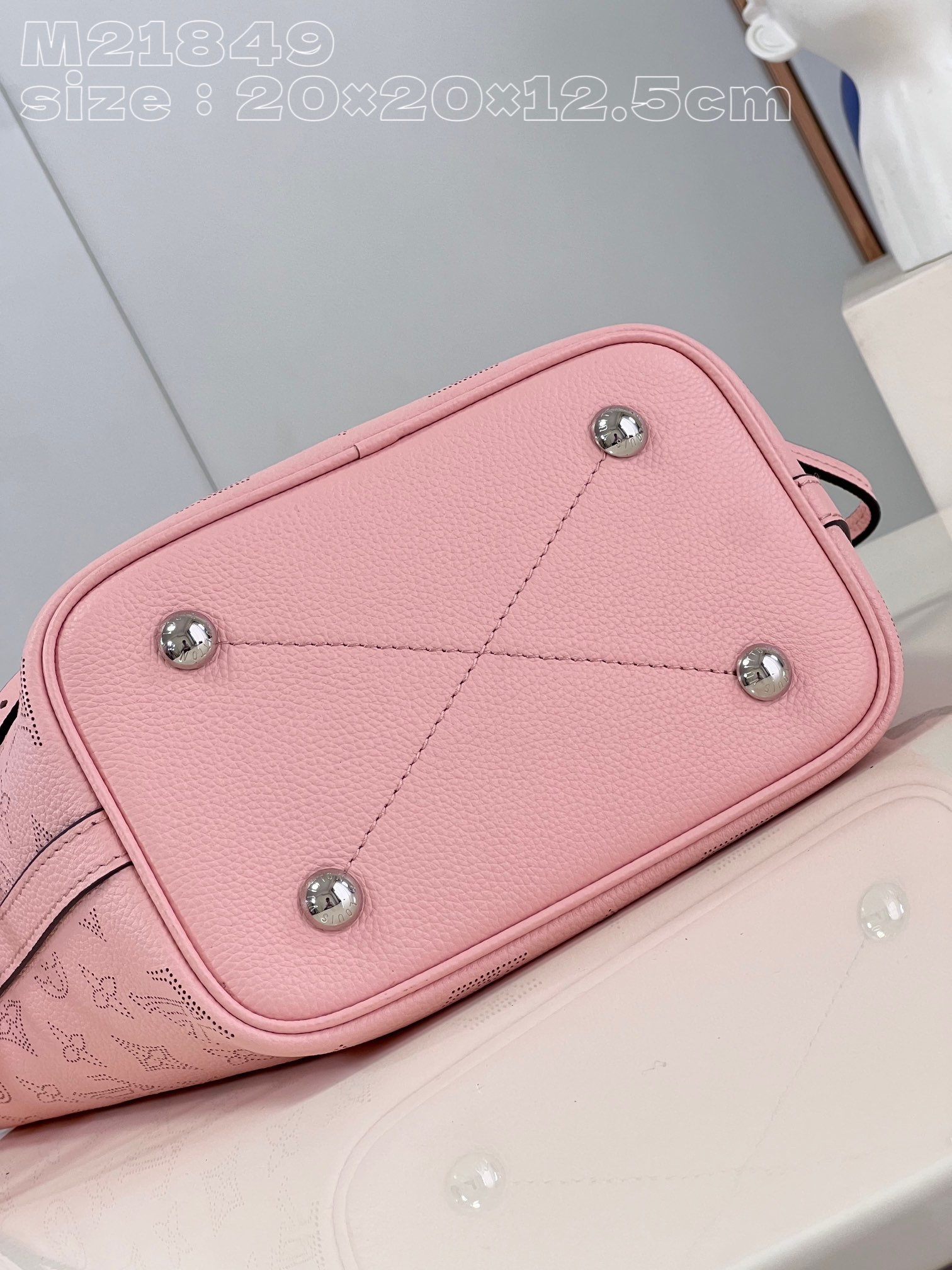 Bagsaaa L0vis Vvtt0n Blossom PM bag Pink - 20 x 20 x 12.5 cm