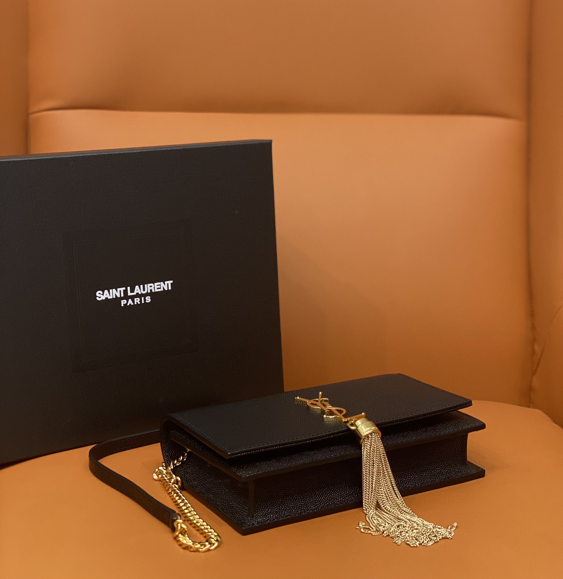Bagsaaa Y51 Kate Tassel Bag Black Grained Leather Gold Hardware - 19x12.5x4cm
