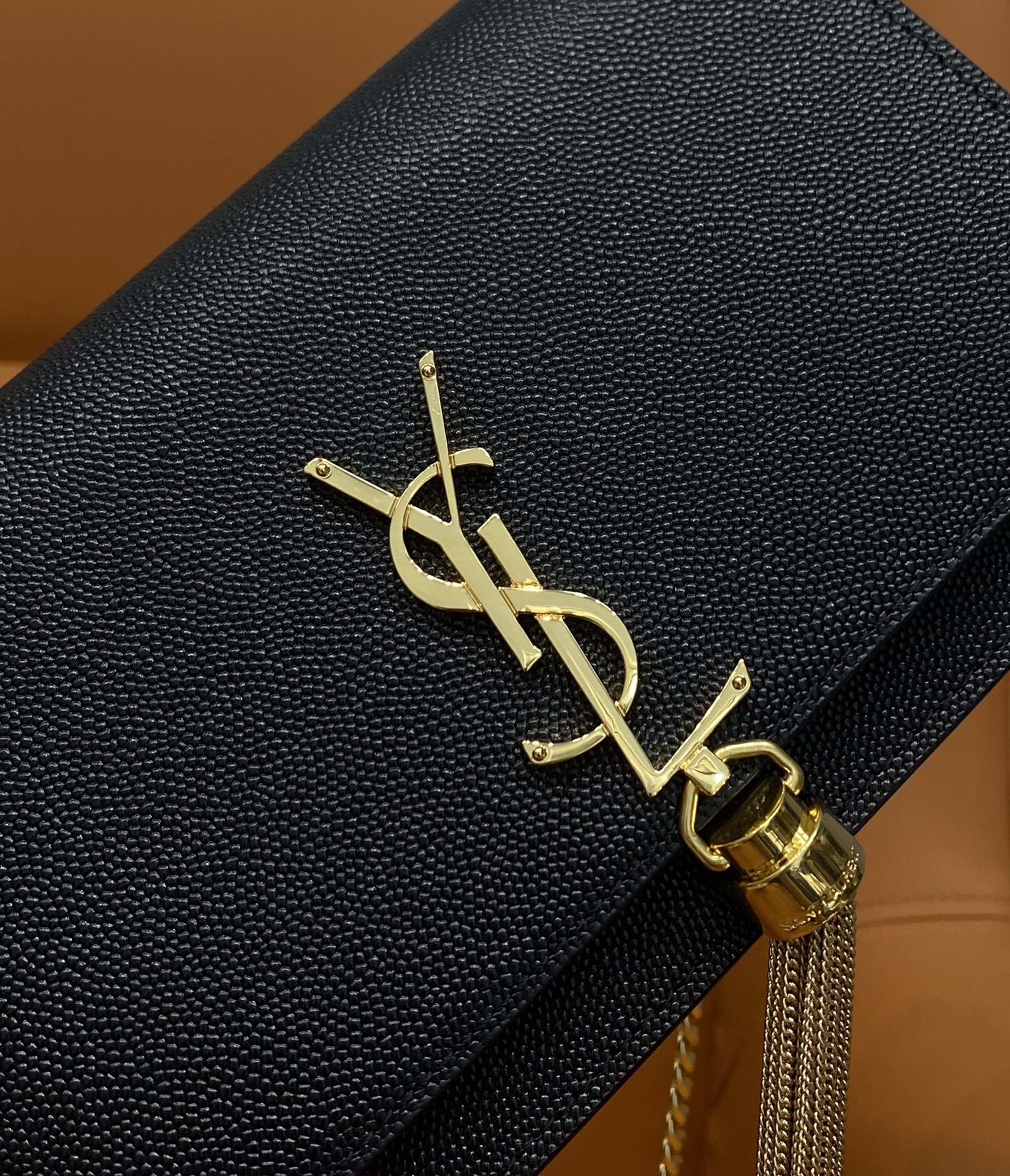 Bagsaaa Y51 Kate Tassel Bag Black Grained Leather Gold Hardware - 19x12.5x4cm
