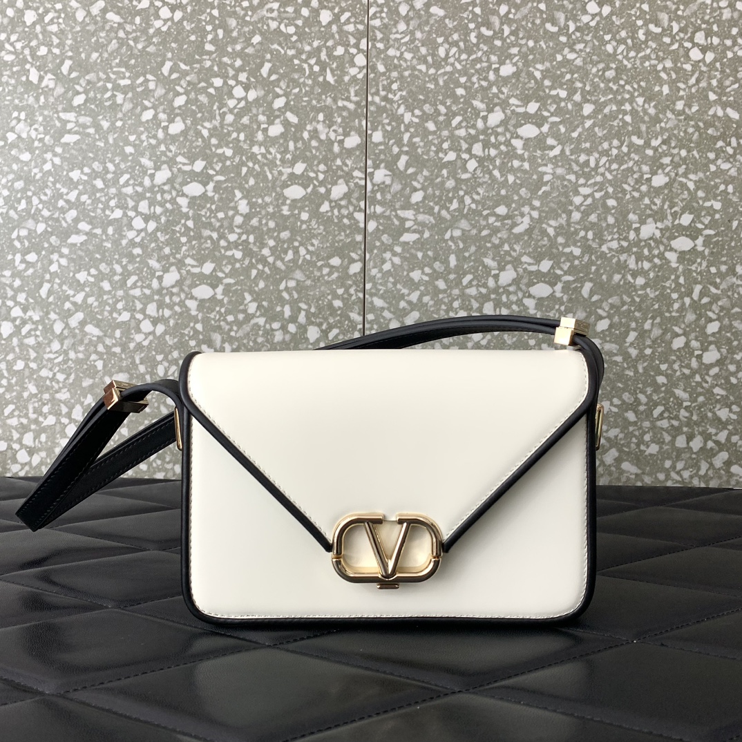 Bagsaaa Va1e*ntin0 Garavani Small Shoulder Letter Bag White & Black Line - 19x12x6cm