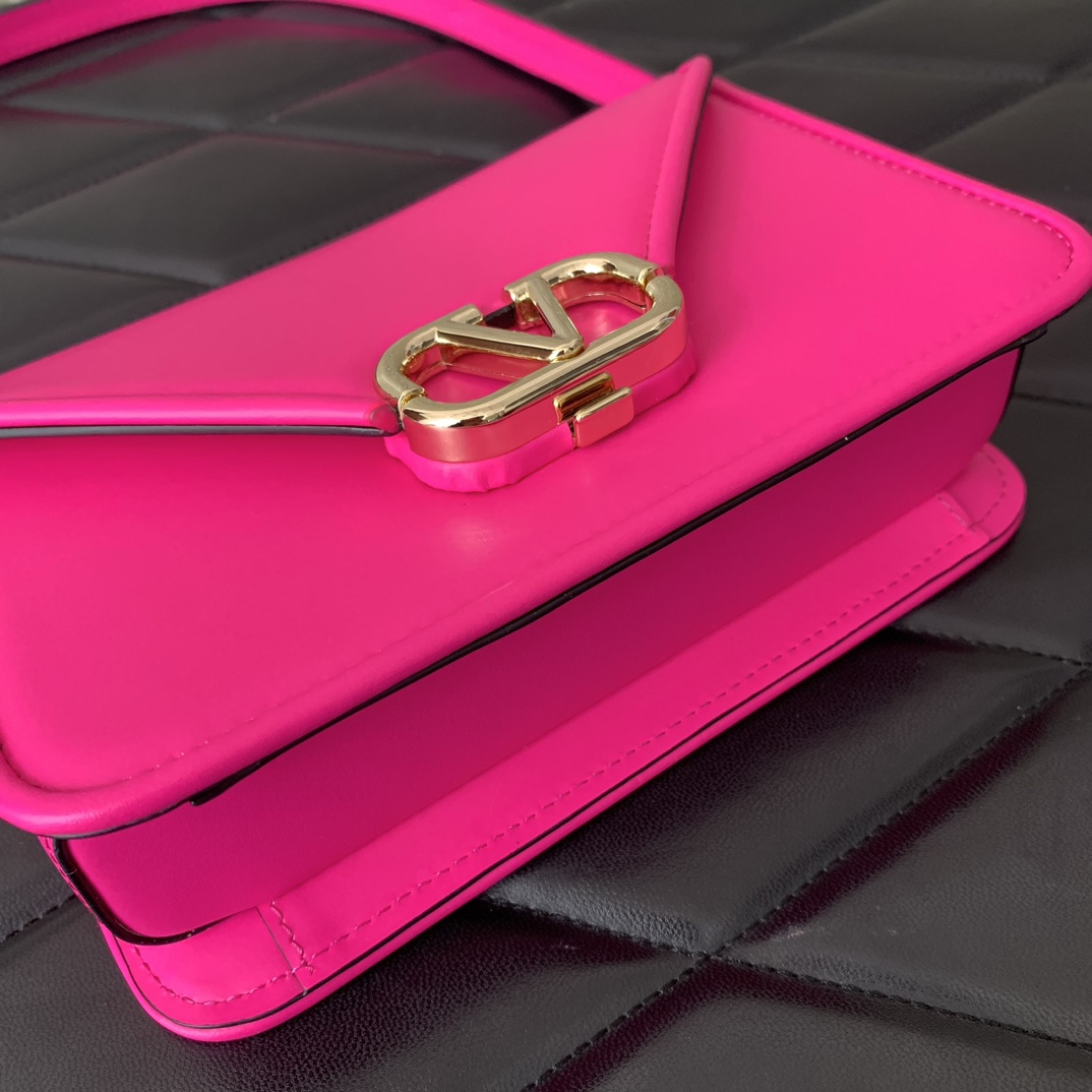 Bagsaaa Va1e*ntin0 Garavani Small Shoulder Letter Bag Hot Pink - 19x12x6cm