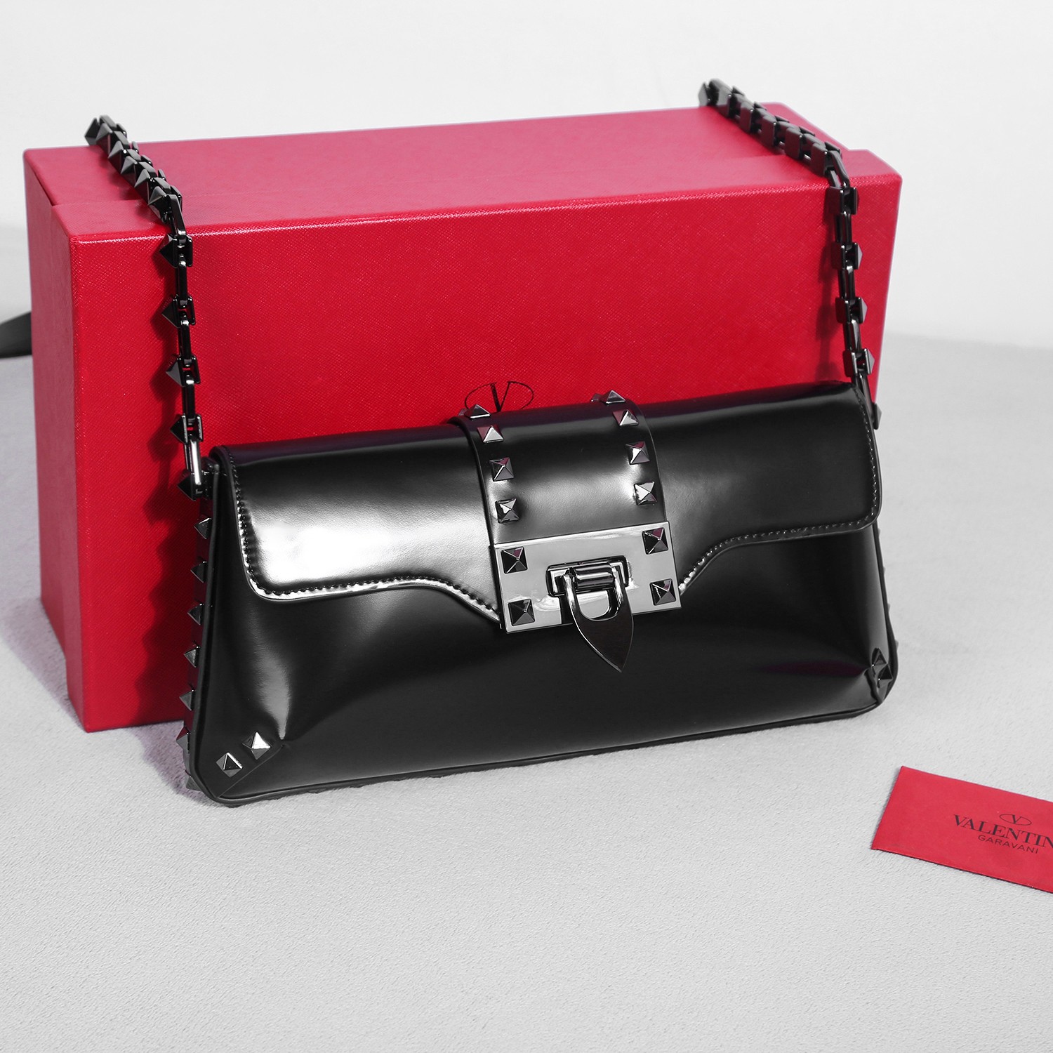 Bagsaaa Va1e*ntin0 Garavani Rockstud Shoulder Black Bag - 26x13 x7cm