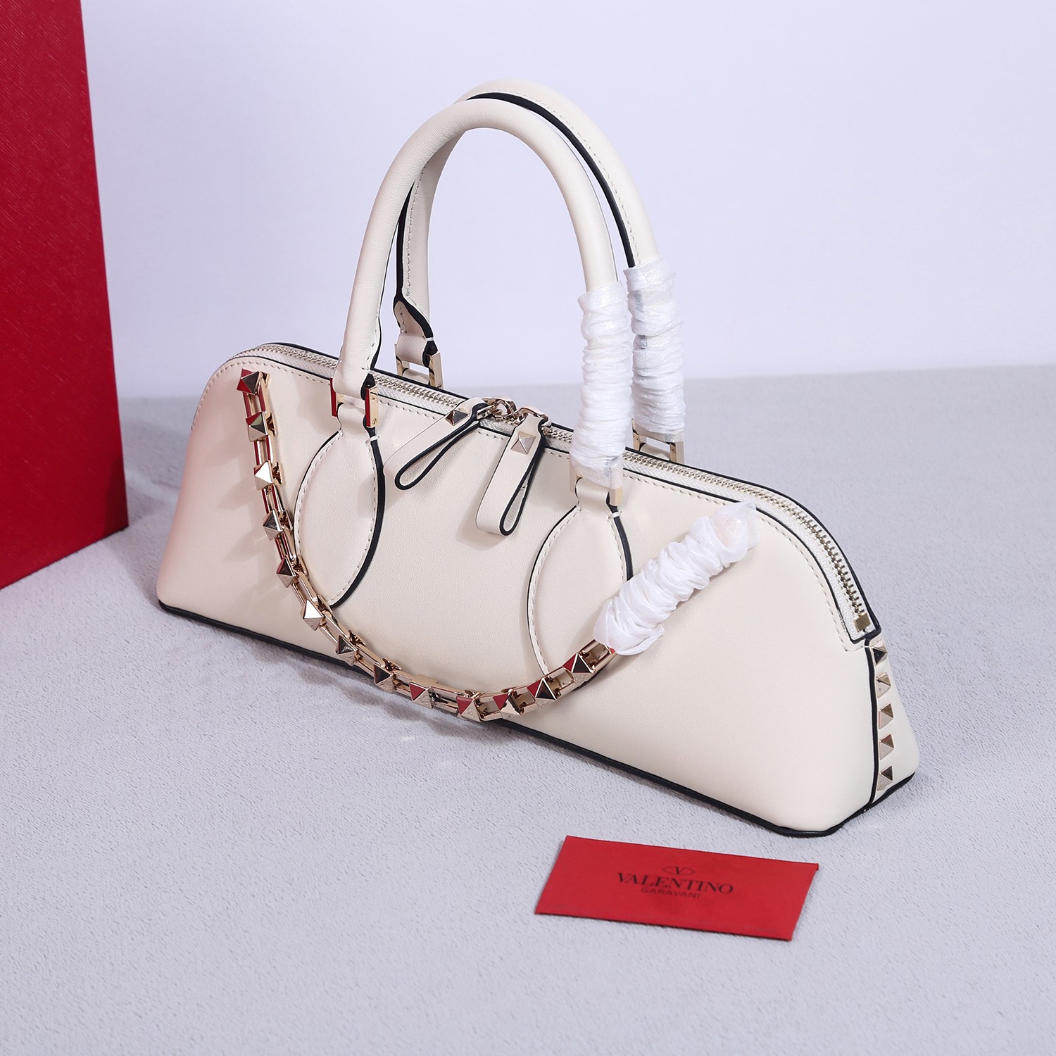 Bagsaaa Va1e*ntin0 garavani Rockstud E/W Calfskin Handbag White - 26 x 13 x 7cm