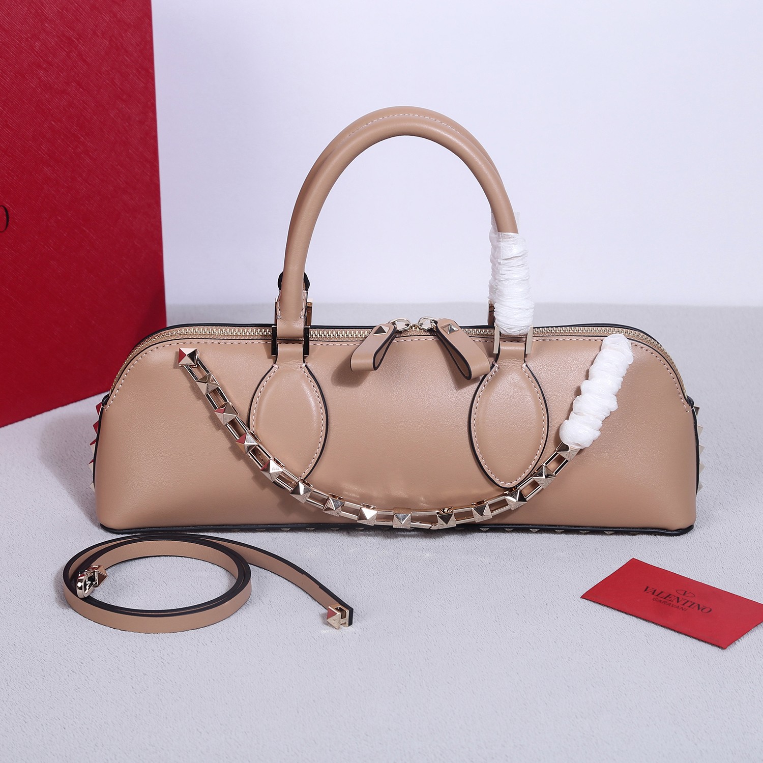 Bagsaaa Va1e*ntin0 garavani Rockstud E/W Calfskin Handbag Beige - 26 x 13 x 7cm