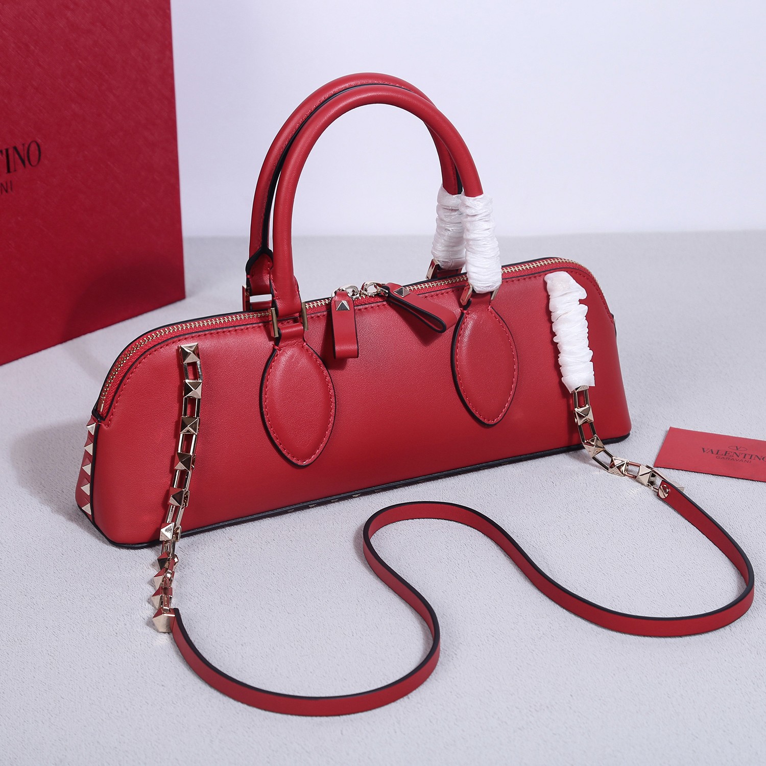 Bagsaaa Va1e*ntin0 garavani Rockstud E/W Calfskin Handbag Red - 26 x 13 x 7cm