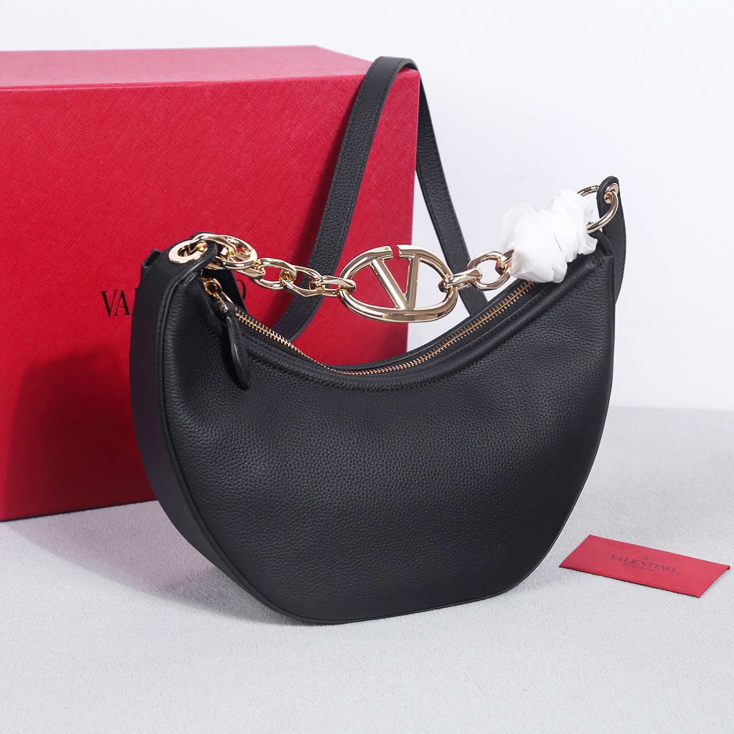 Bagsaaa Va1e*ntin0 Small Vlogo Moon Hobo Bag In Leather With Chain Black - 29x 23x11cm