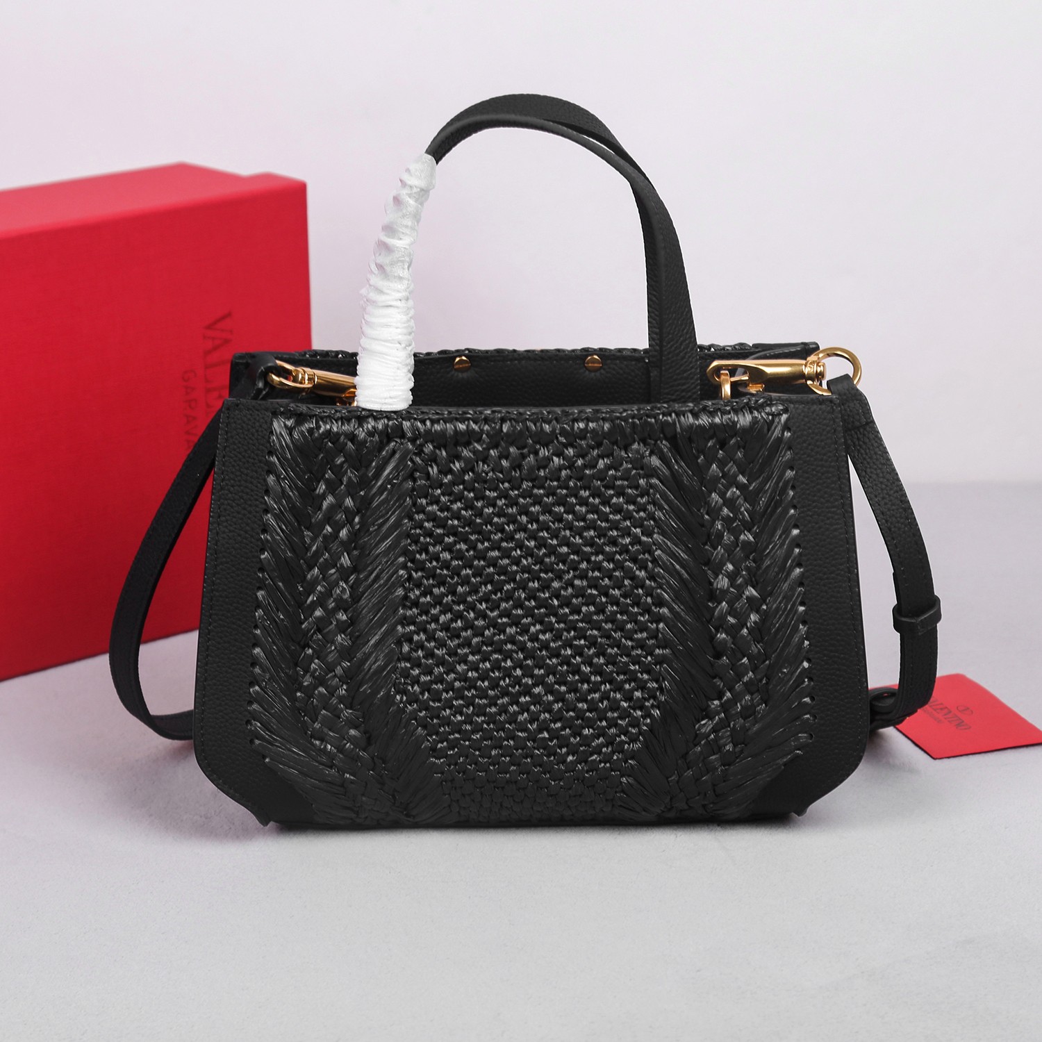 Bagsaaa Va1e*ntin0 Garavani Medium Straw Black Tote - 27x11x18cm