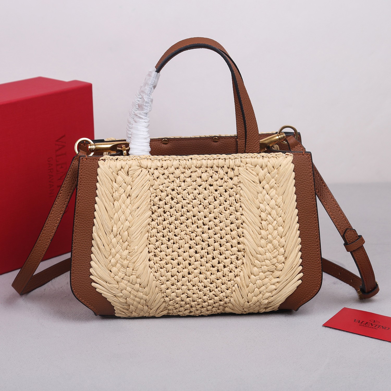 Bagsaaa Va1e*ntin0 Garavani Medium Straw Beige Tote - 27x11x18cm