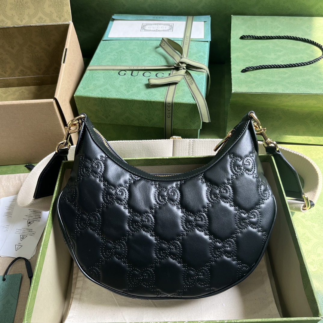 Bagsaaa Gvc*1 GG Matelassé Small Shoulder Bag Black - W27cm x H18cm x D7cm