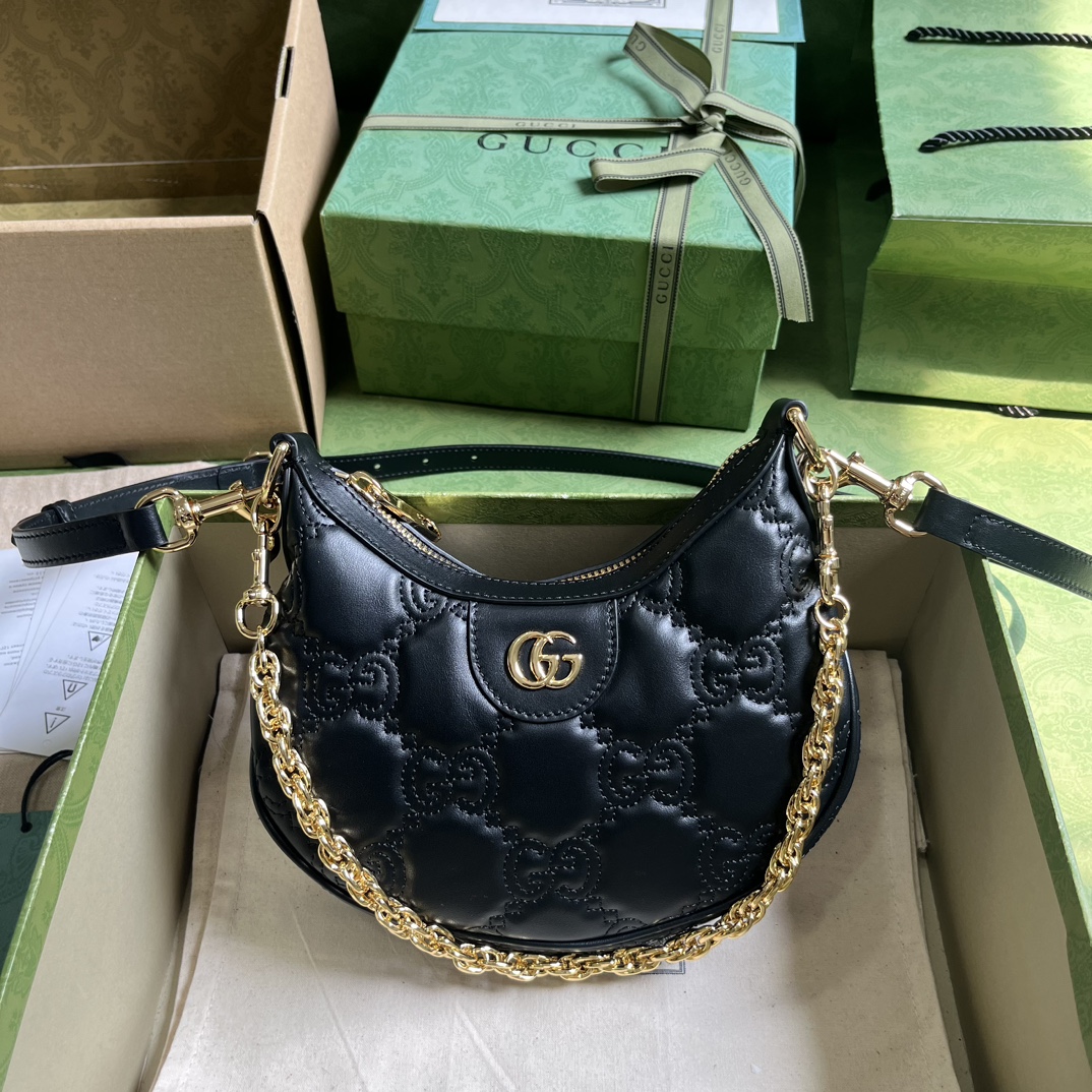 Bagsaaa Gvc*1 GG Matelassé Mini Shoulder Bag Black - 21x 14x 6cm